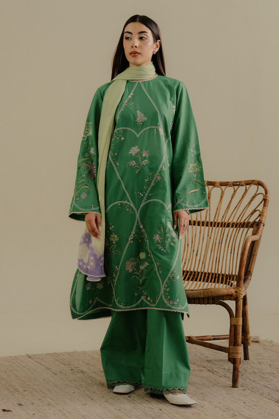 Zara Shahjahan | Coco Lawn 25 | Tara-8B - by - Libasekhas UK - Registered Vendor of : Zara Shahjahan - 100% Original Designer Dresss