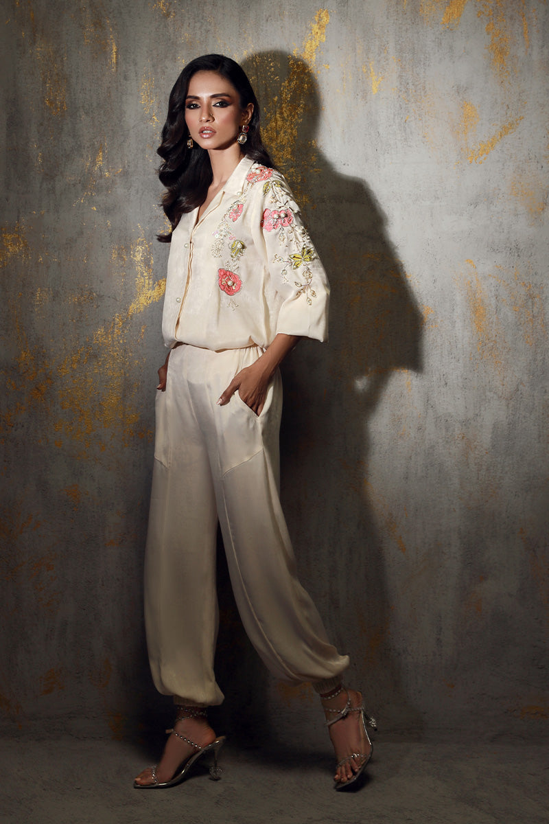 Wardha Saleem | Luxury Pret Fusion Wear | NIRA - by - Libasekhas UK - Registered Vendor of : Wardha Saleem - 100% Original Designer Dresss