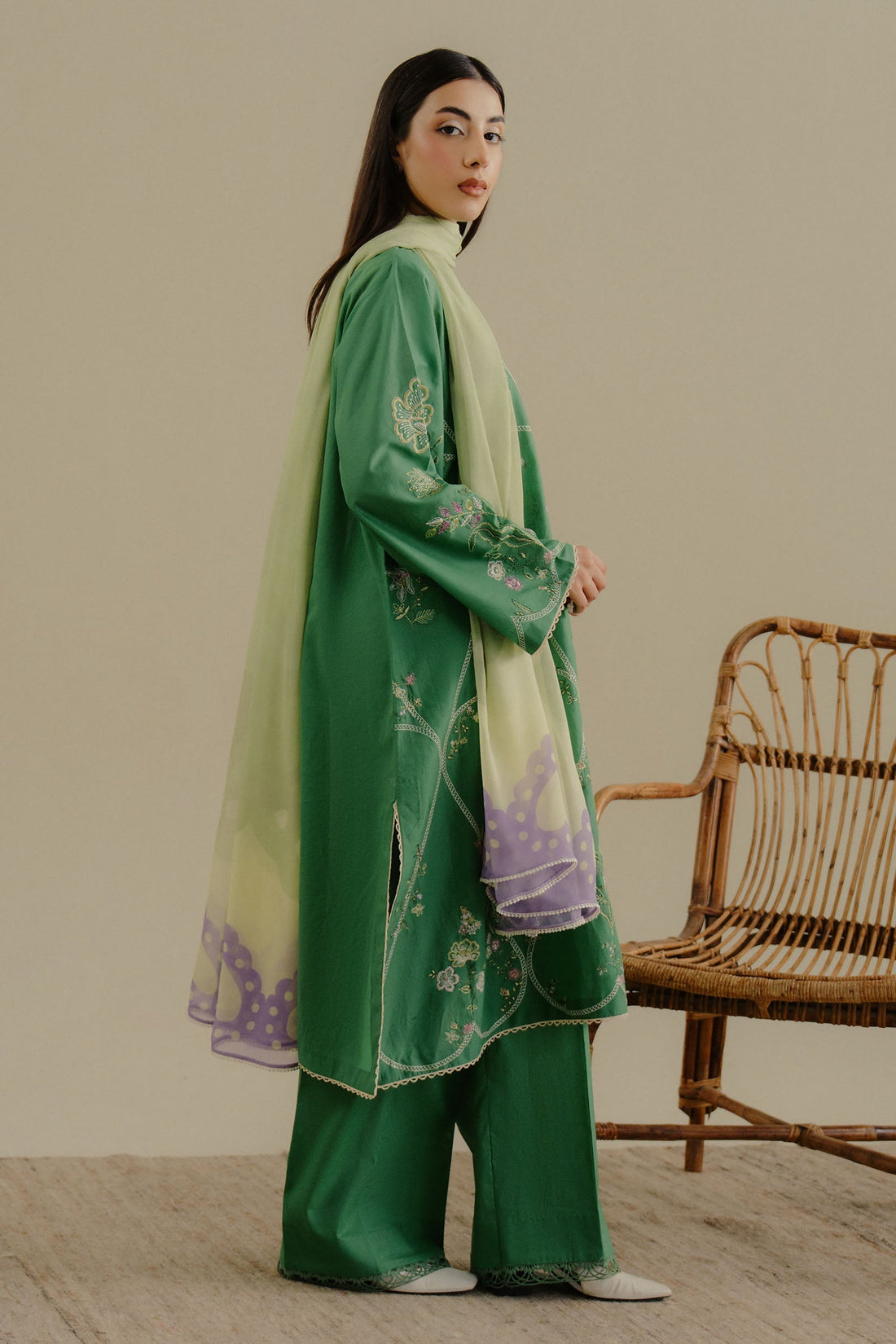Zara Shahjahan | Coco Lawn 25 | Tara-8B - by - Libasekhas UK - Registered Vendor of : Zara Shahjahan - 100% Original Designer Dresss