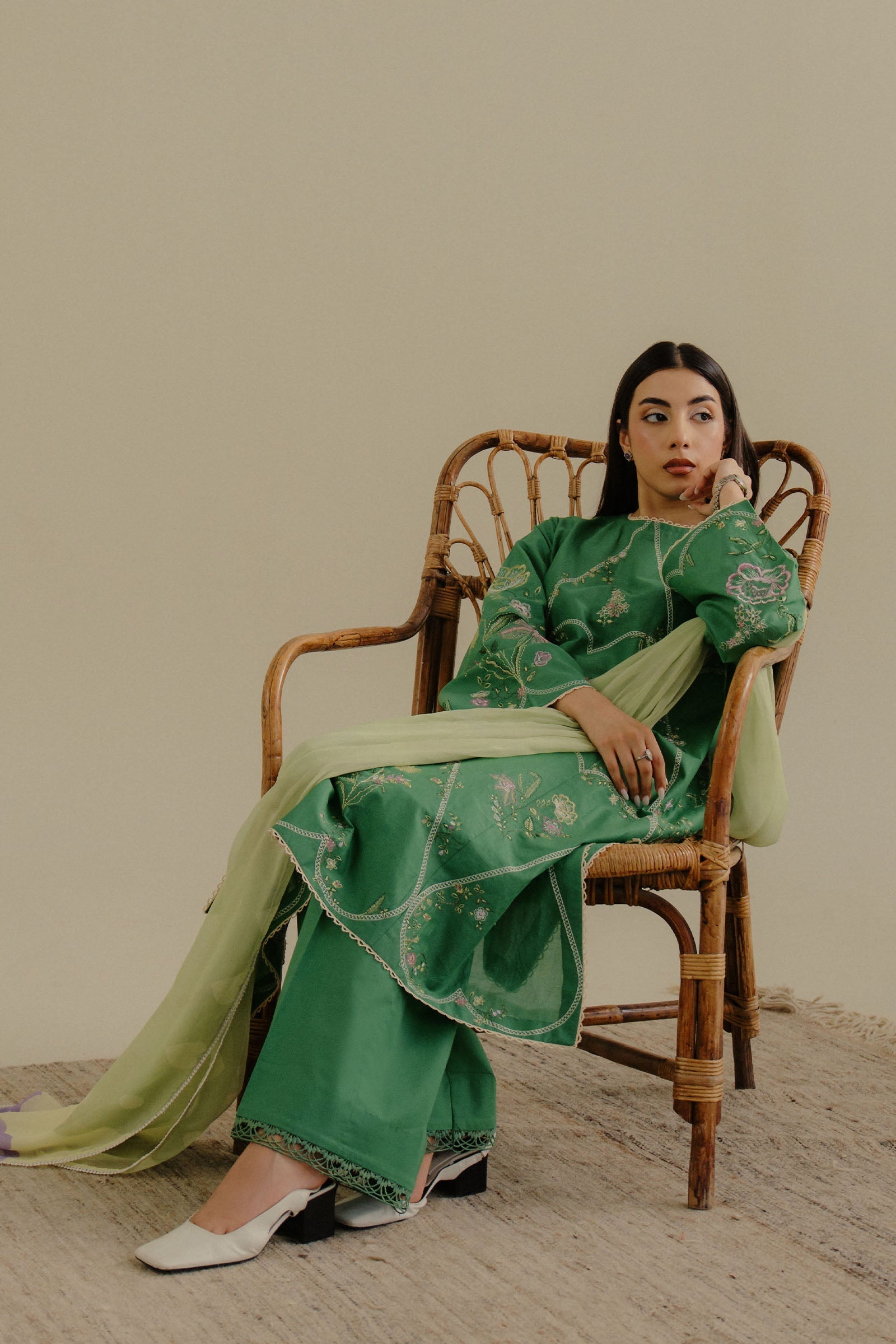 Zara Shahjahan | Coco Lawn 25 | Tara-8B - by - Libasekhas UK - Registered Vendor of : Zara Shahjahan - 100% Original Designer Dresss