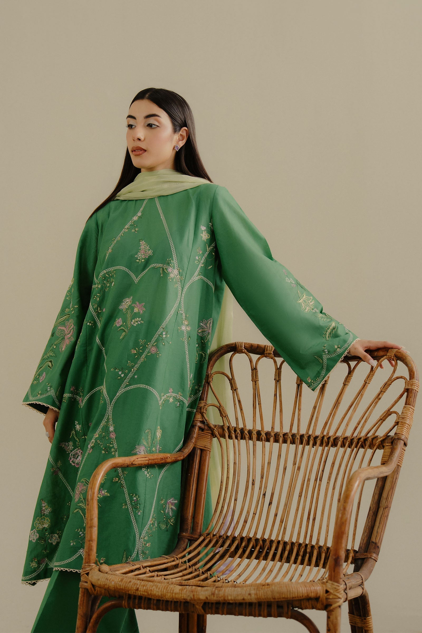 Zara Shahjahan | Coco Lawn 25 | Tara-8B - by - Libasekhas UK - Registered Vendor of : Zara Shahjahan - 100% Original Designer Dresss