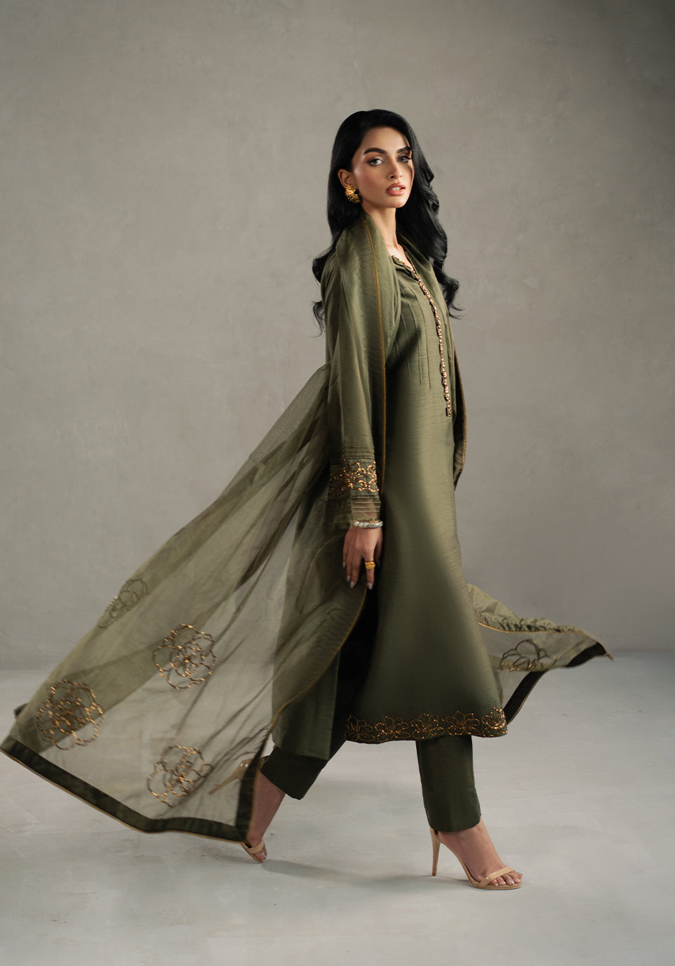 Zarqash | Silk Edit | ZQS 006 ARIA - by - Libasekhas UK - Registered Vendor of : Zarqash - 100% Original Designer Dresss