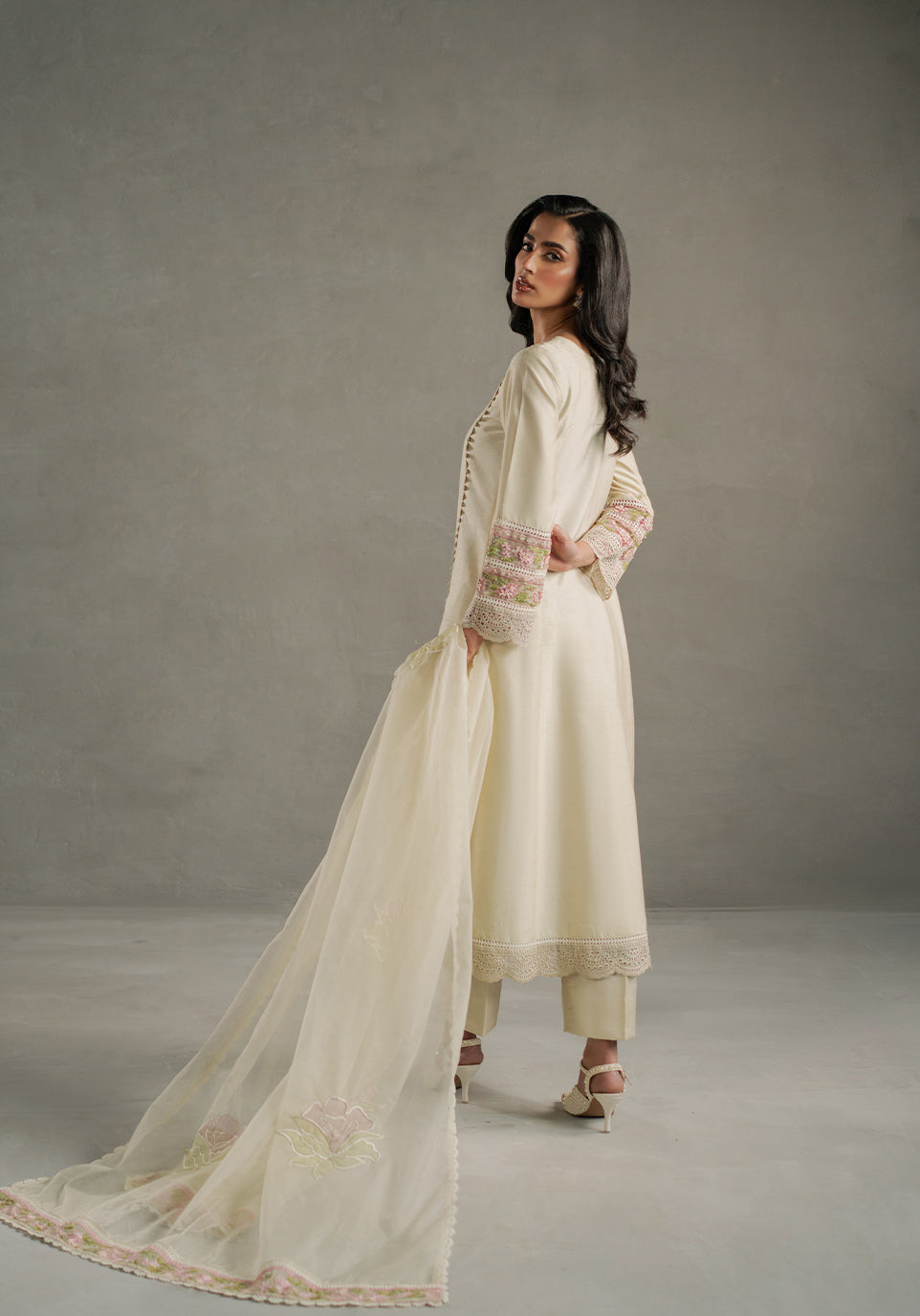 Zarqash | Silk Edit | ZQS 017 SUNLEE - by - Libasekhas UK - Registered Vendor of : Zarqash - 100% Original Designer Dresss