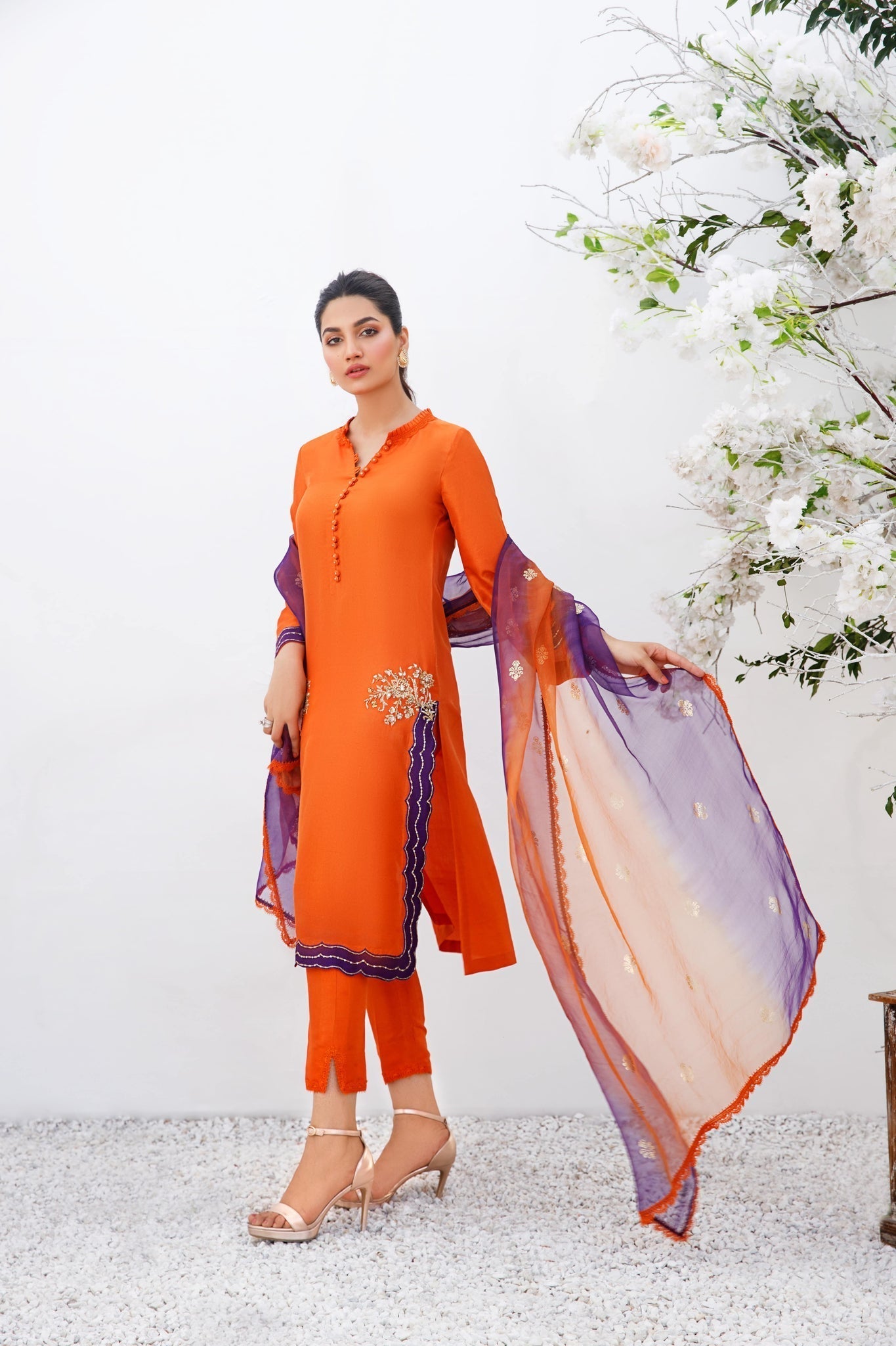 Anam Akhlaq | Festive Collection | D-19 - by - Libasekhas UK - Registered Vendor of : Anam Akhlaq - 100% Original Designer Dresss
