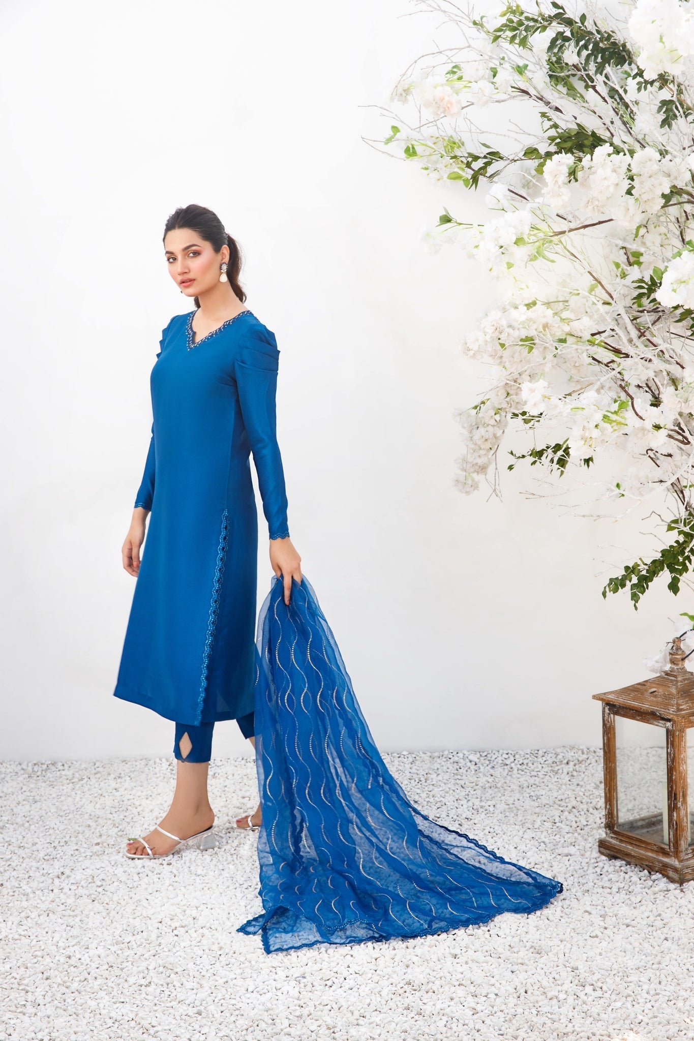 Anam Akhlaq | Festive Collection | D-17 - by - Libasekhas UK - Registered Vendor of : Anam Akhlaq - 100% Original Designer Dresss