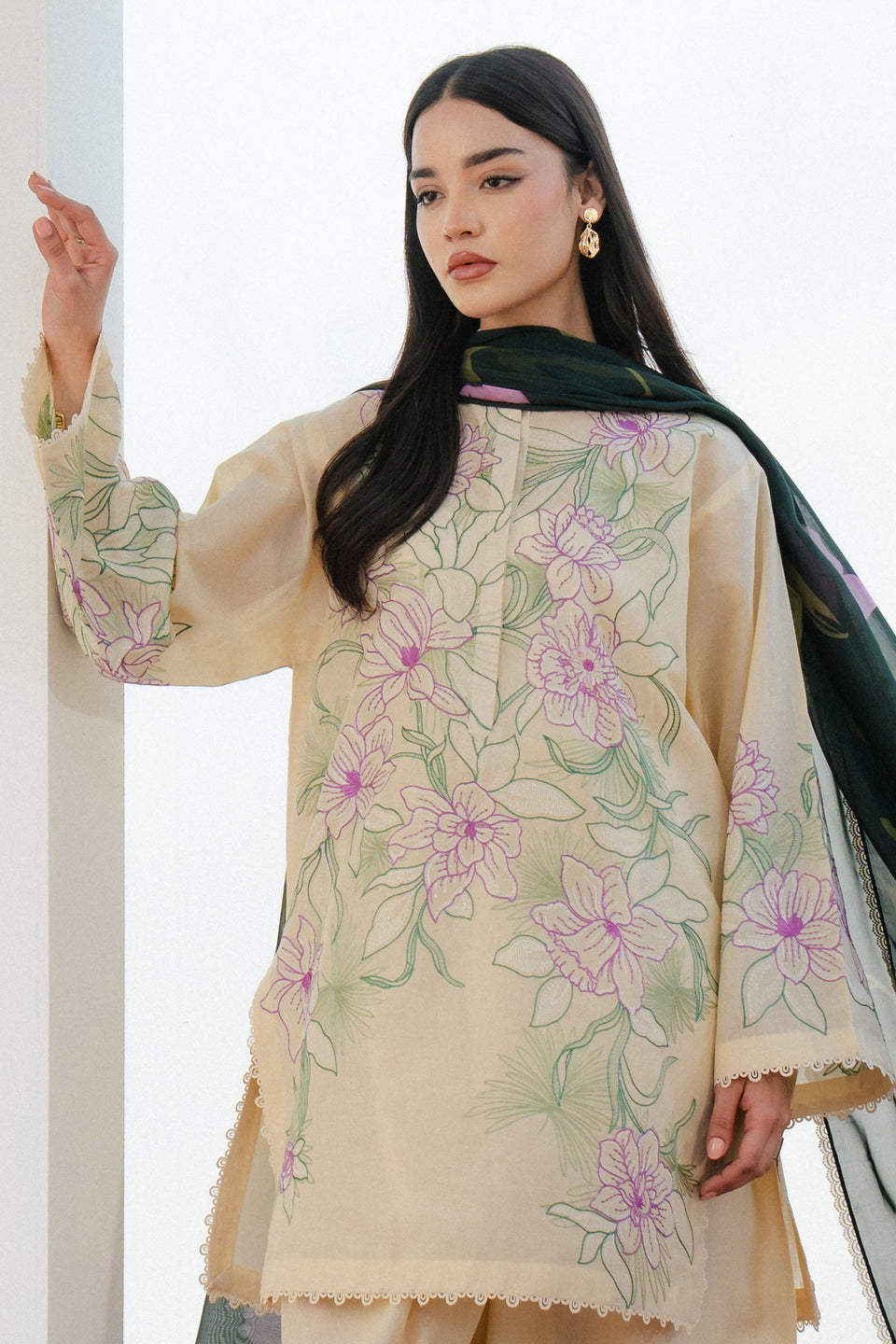 Zara Shahjahan | Coco Lawn 25 | BLOOM-1B - by - Libasekhas UK - Registered Vendor of : Zara Shahjahan - 100% Original Designer Dresss