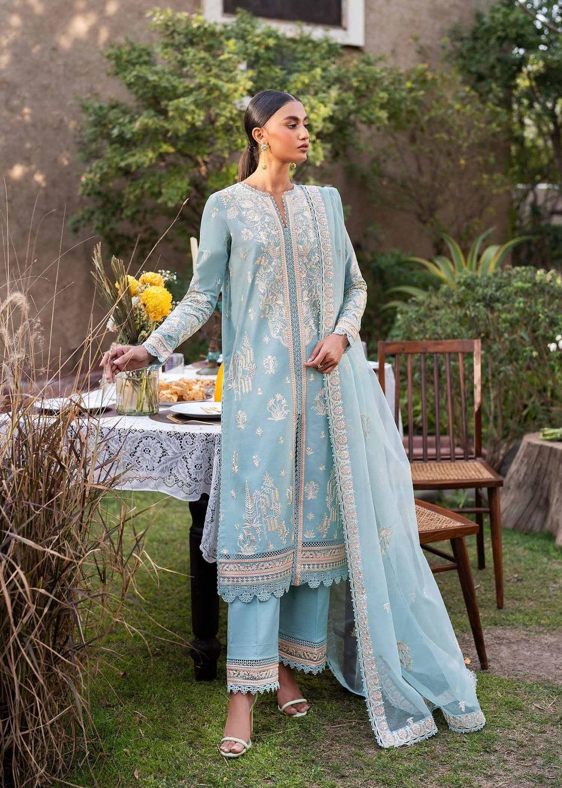 Akbar Aslam | Pret Lawn | LUEUR - by - Libasekhas UK - Registered Vendor of : Akbar Aslam - 100% Original Designer Dresss