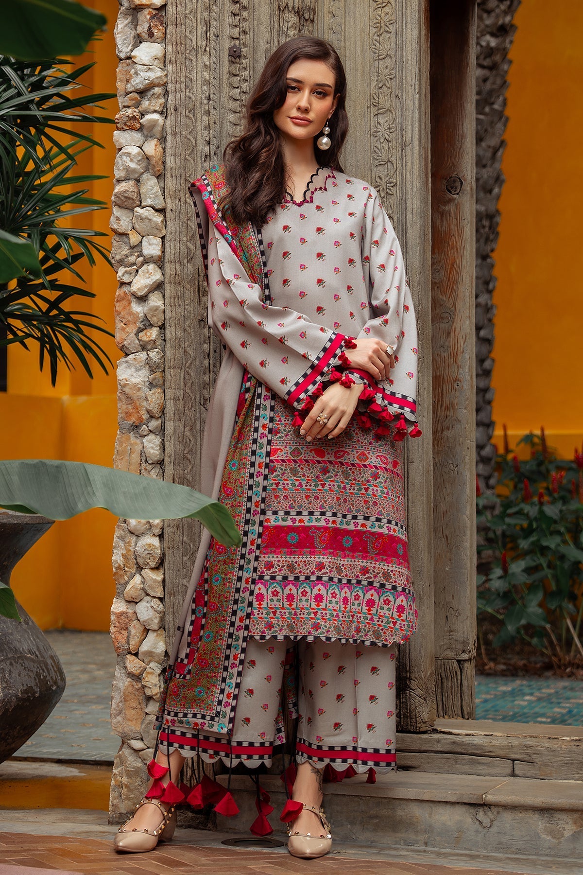 Charizma | C Prints Winter 25 | 3-PC Unstitched Printed Linen Collection  CPW5-01
