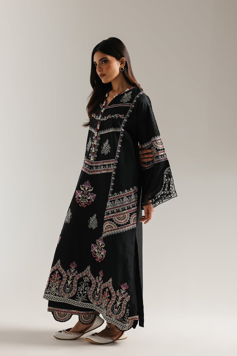 Ethnic | Rozana Collection 25 | Embroidered Dress 18A - LIBASEKHAS UK Ethnic | Rozana Collection 25 | Embroidered Dress 18A - LIBASEKHAS UK