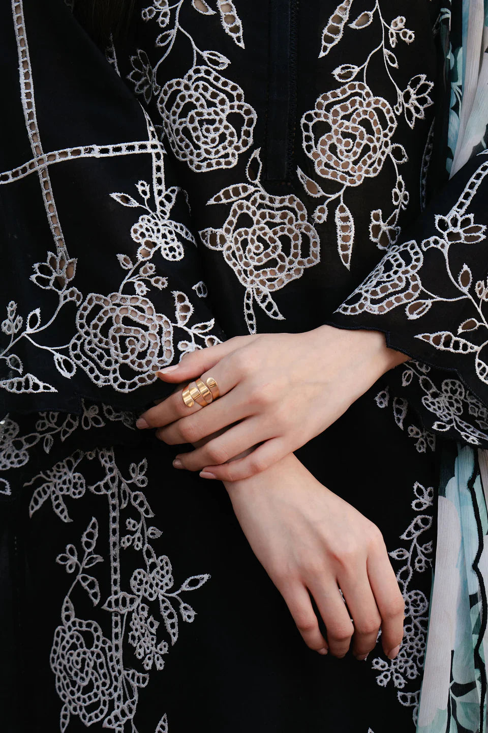 Zara Shahjahan | Coco Lawn 25 | ECLAT-7B - by - Libasekhas UK - Registered Vendor of : Zara Shahjahan - 100% Original Designer Dresss