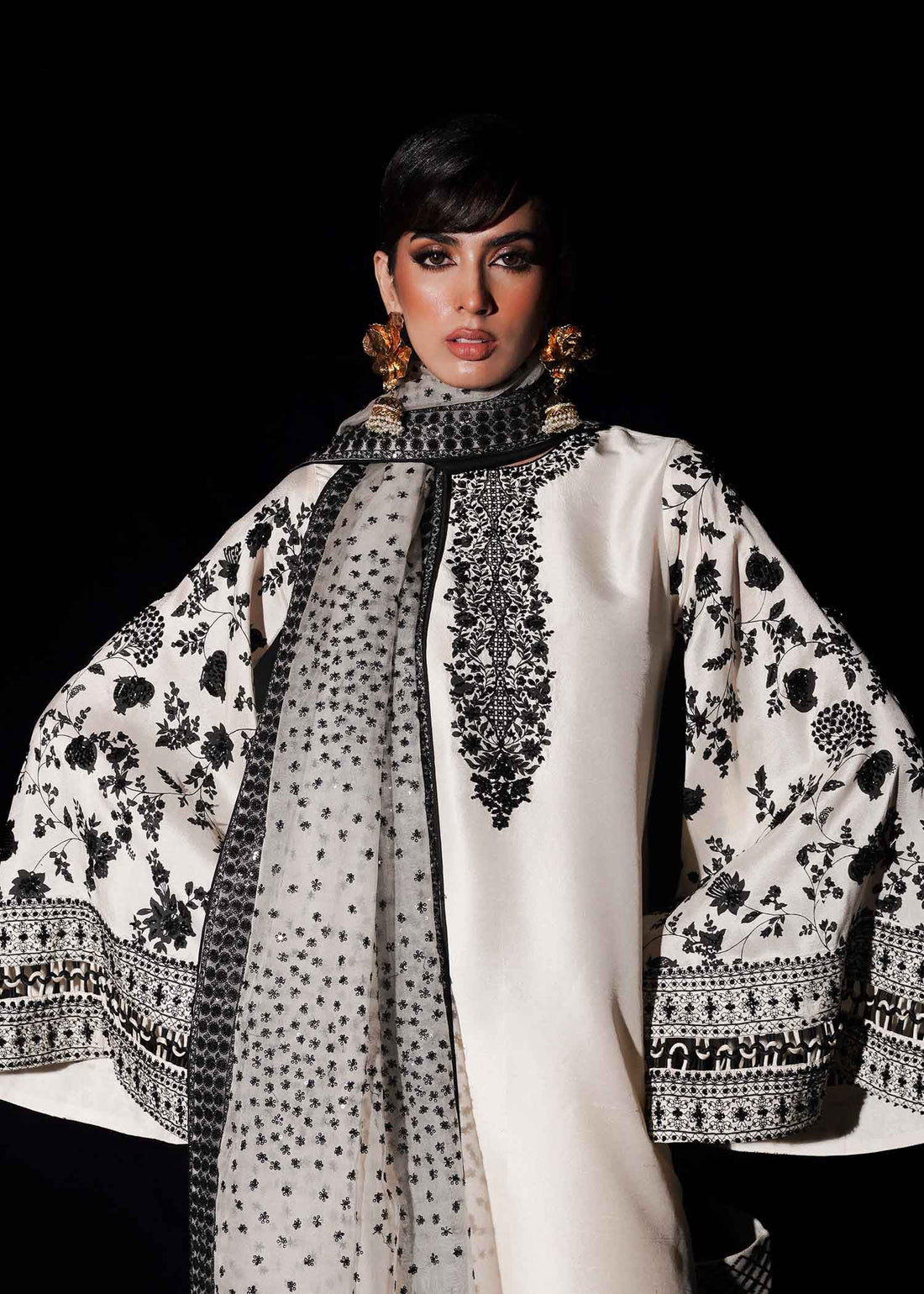 Hussain Rehar | Basic Not Basic |  lily - by - Libasekhas UK - Registered Vendor of : Hussain Rehar - 100% Original Designer Dresss