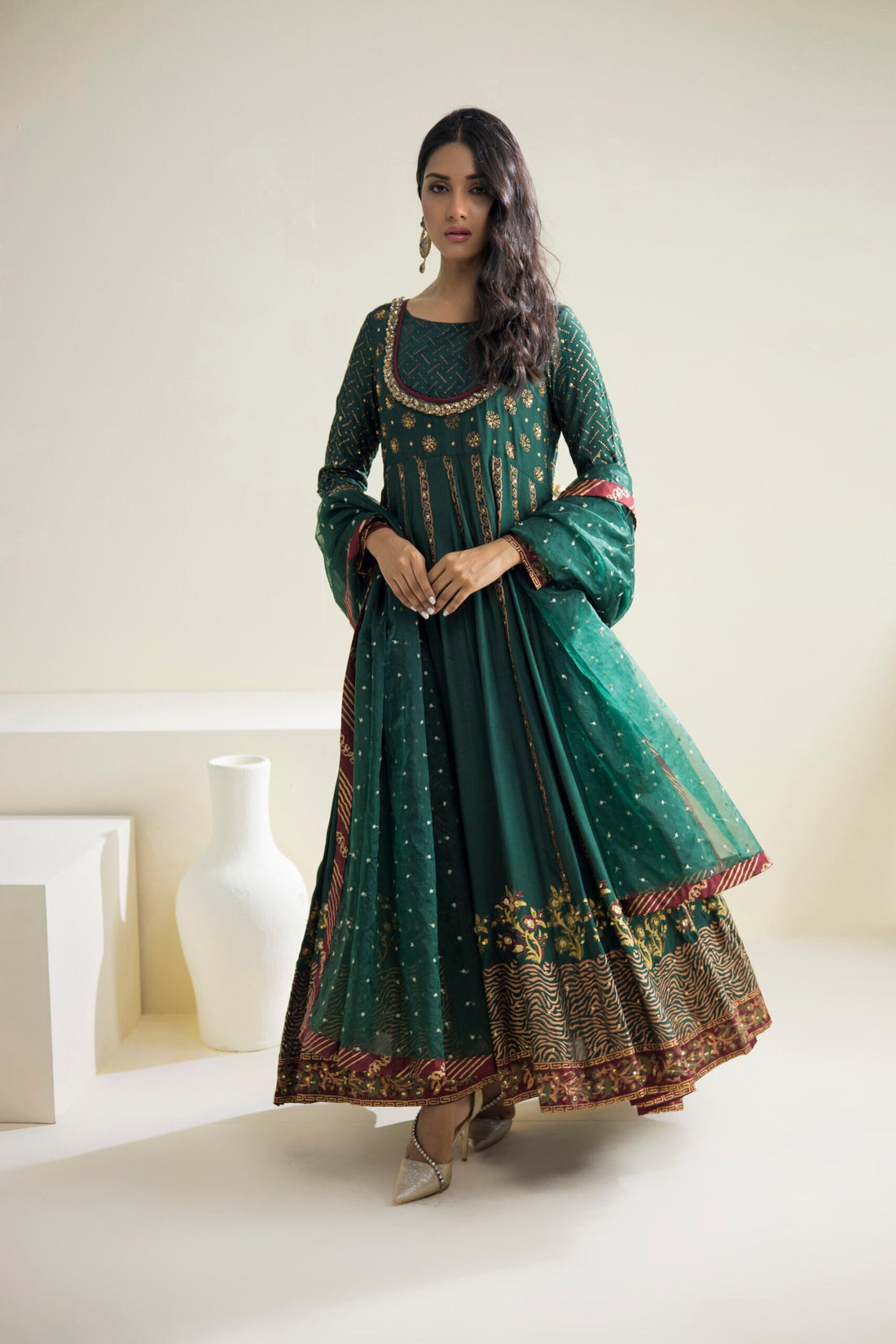 Farhat Jahan | Luxury Pret | Reyah - by - Libasekhas UK - Registered Vendor of : Farhat Jahan - 100% Original Designer Dresss