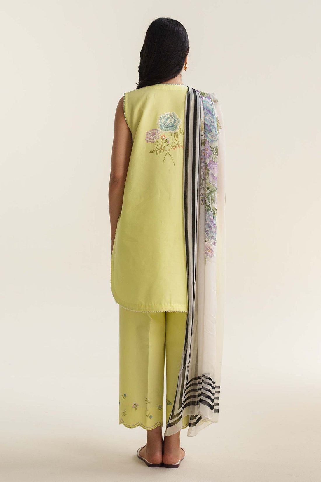 Zara Shahjahan | Coco Lawn Vol 2 | MIREA-3A - by - Libasekhas UK - Registered Vendor of : Zara Shahjahan - 100% Original Designer Dresss
