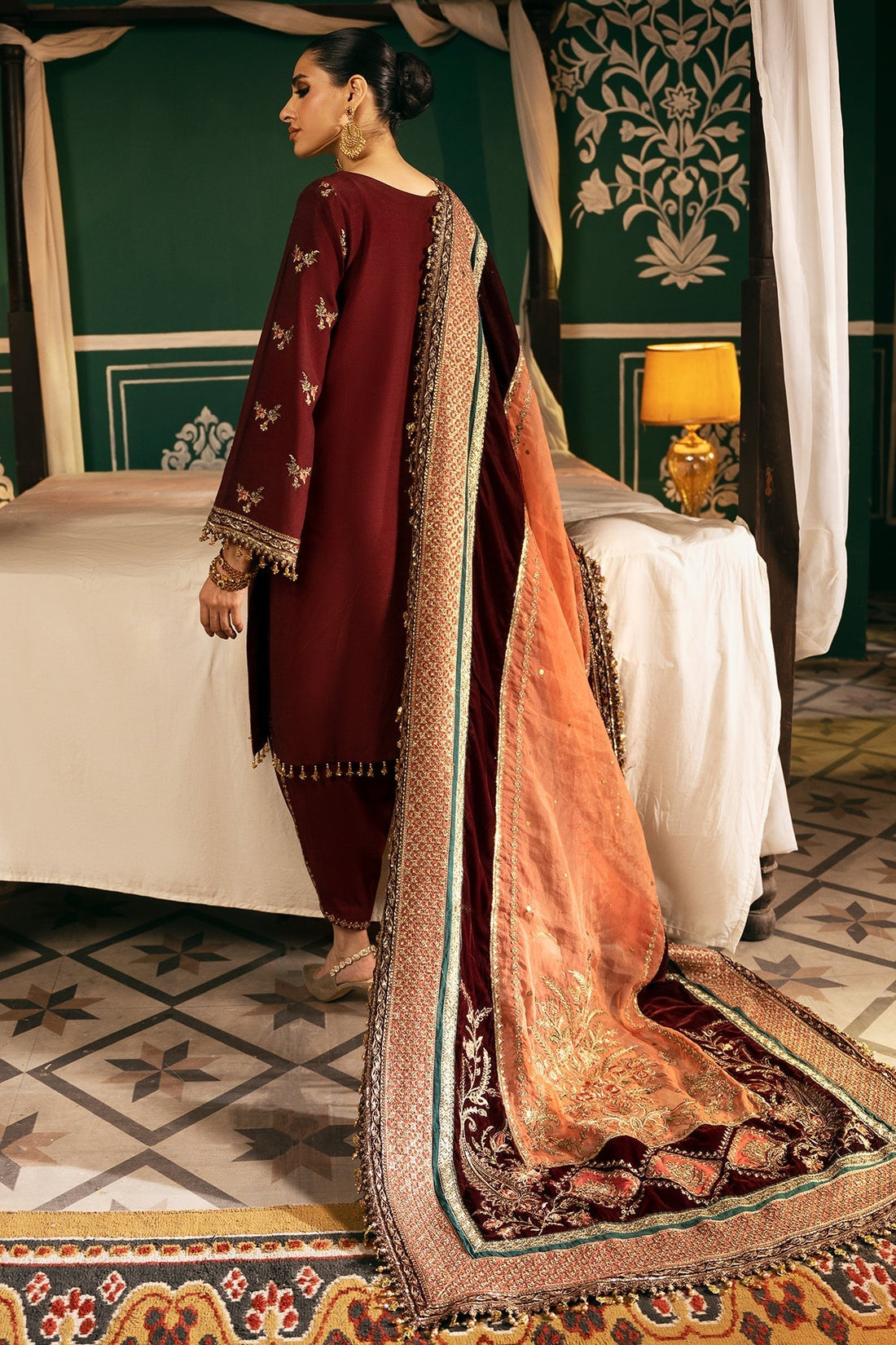 Mina Kashif | Meeral Formals 24 | Ishaal - by - Libasekhas UK - Registered Vendor of : Mina Kashif - 100% Original Designer Dresss