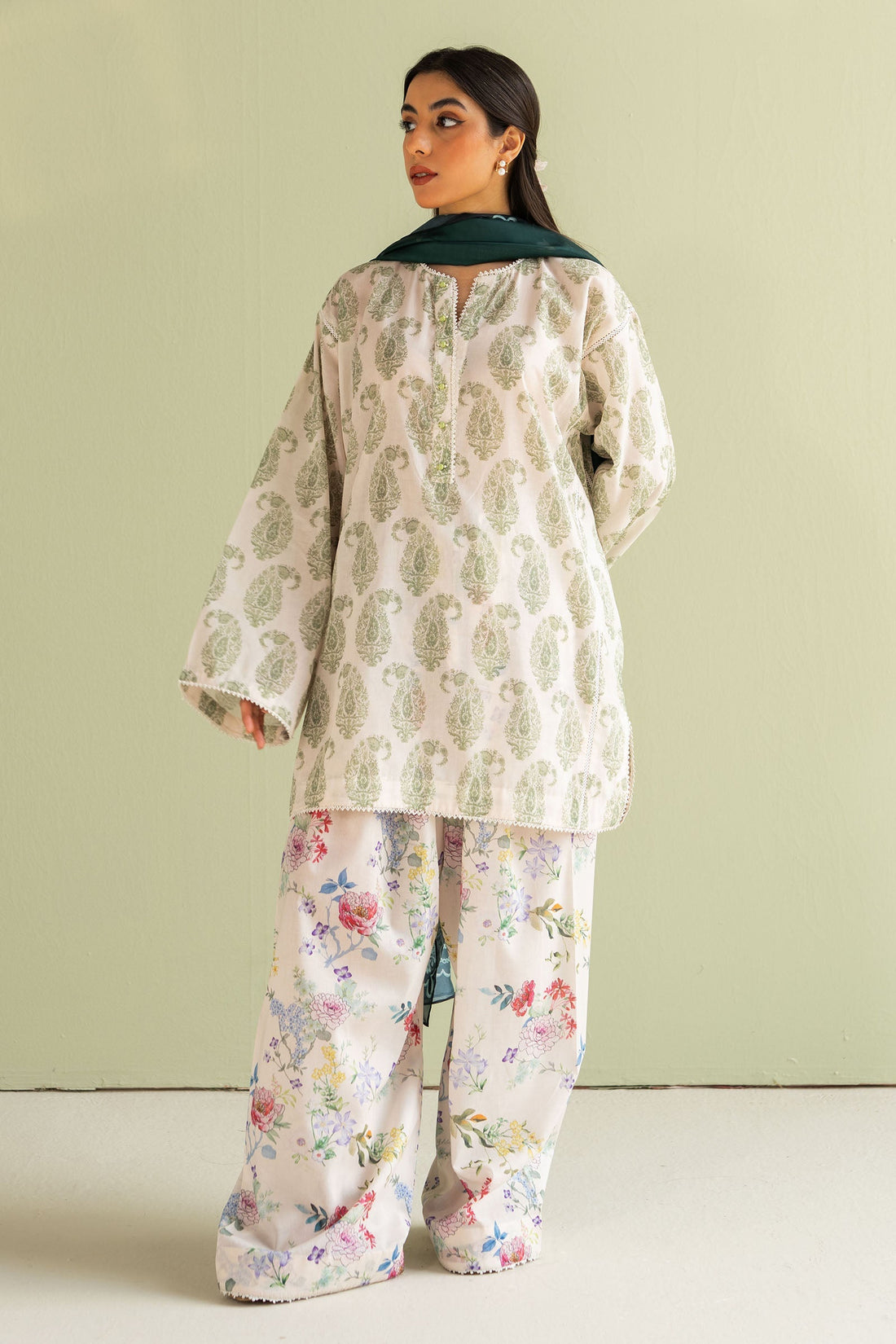 Zara Shahjahan | Coco Prints 25 | Paisley-6B - by - Libasekhas UK - Registered Vendor of : Zara Shahjahan - 100% Original Designer Dresss