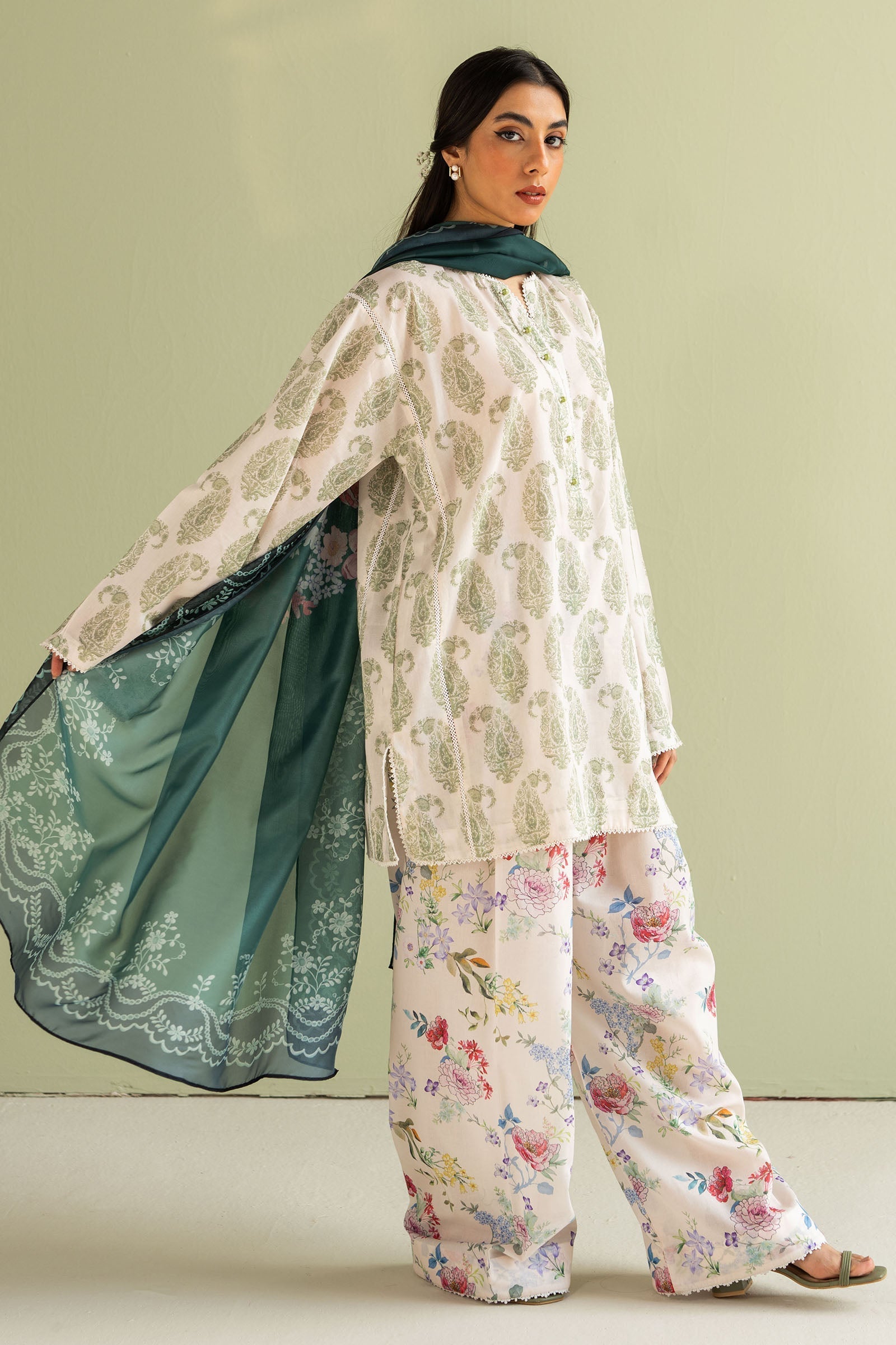 Zara Shahjahan | Coco Prints 25 | Paisley-6B - by - Libasekhas UK - Registered Vendor of : Zara Shahjahan - 100% Original Designer Dresss