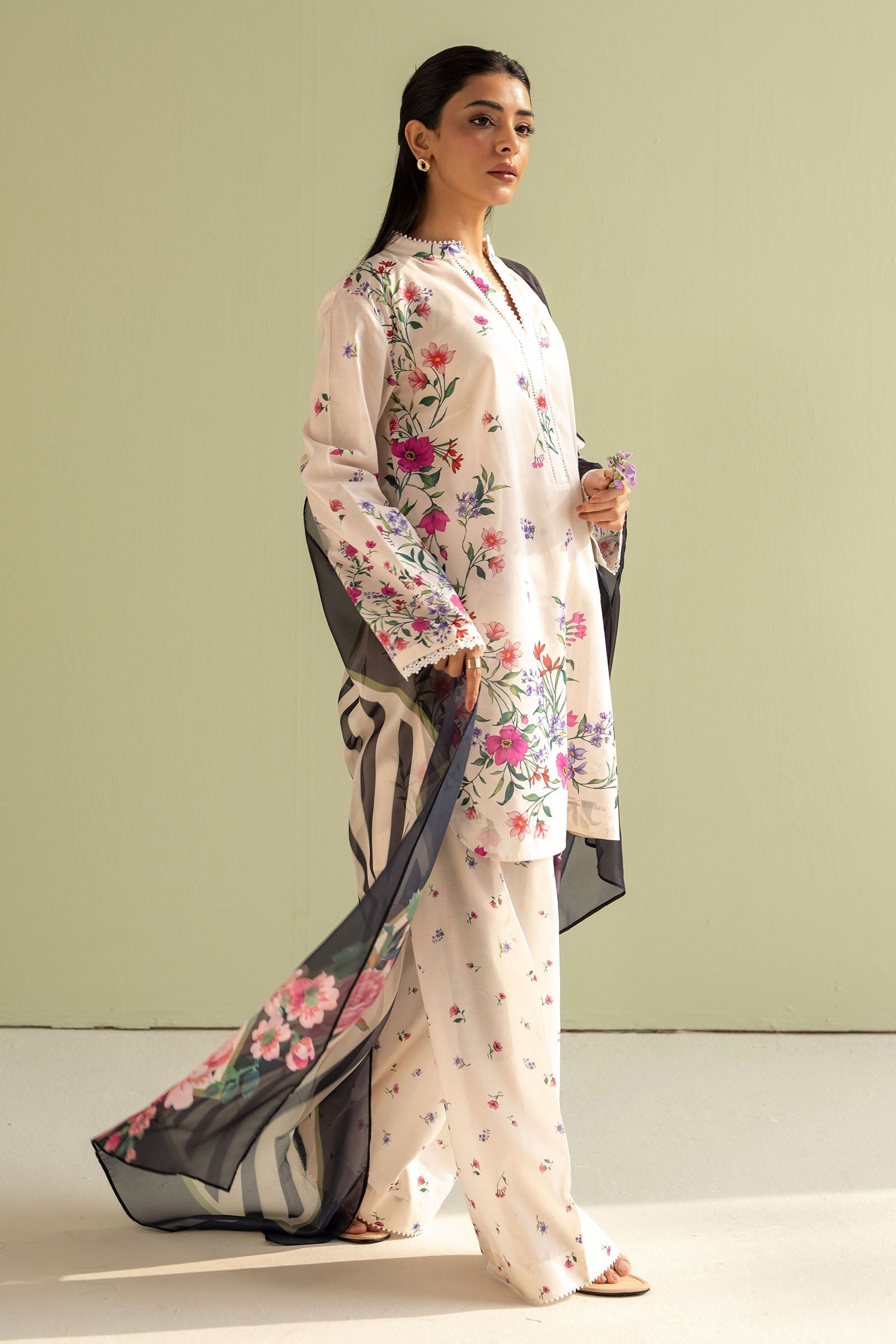 Zara Shahjahan | Coco Prints 25 | Reena-4B - by - Libasekhas UK - Registered Vendor of : Zara Shahjahan - 100% Original Designer Dresss