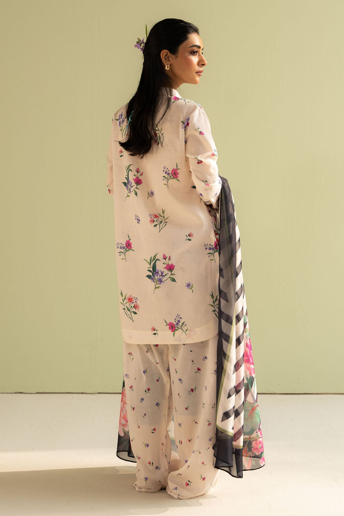 Zara Shahjahan | Coco Prints 25 | Reena-4B - by - Libasekhas UK - Registered Vendor of : Zara Shahjahan - 100% Original Designer Dresss