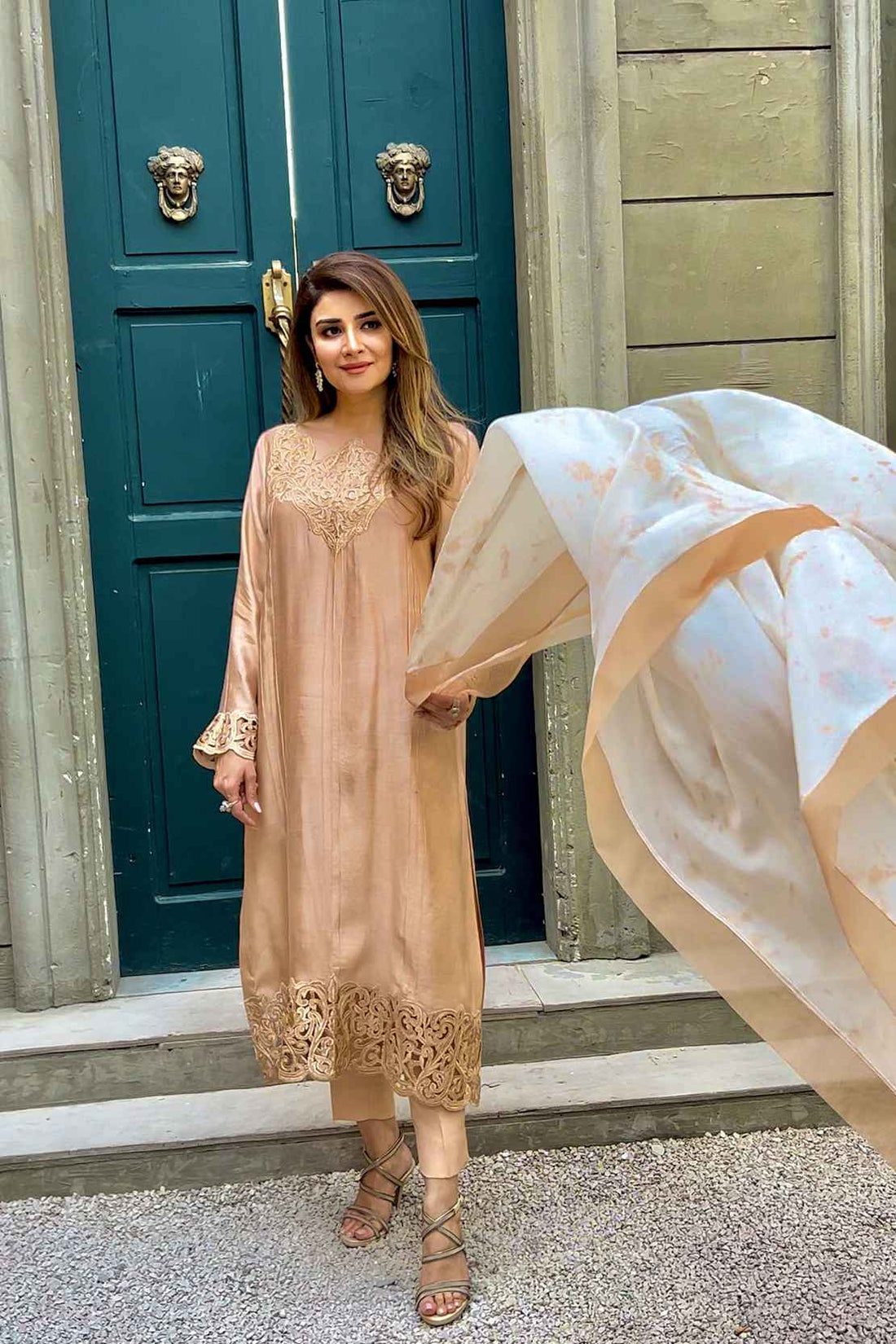 Leon | Leon Luxe Collection | NAMIA - by - Libasekhas UK - Registered Vendor of : Leon - 100% Original Designer Dresss