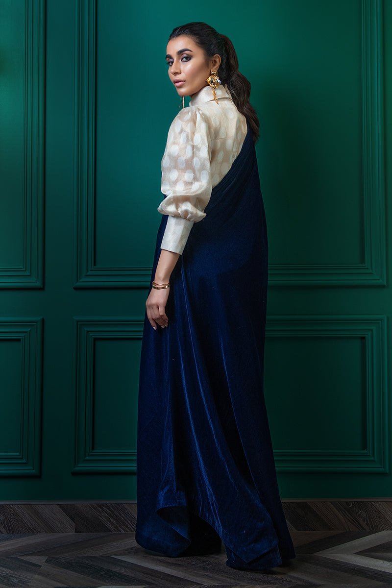 Wardha Saleem | Velvets Winter Fall 24 | Jashan - by - Libasekhas UK - Registered Vendor of : Wardha Saleem - 100% Original Designer Dresss