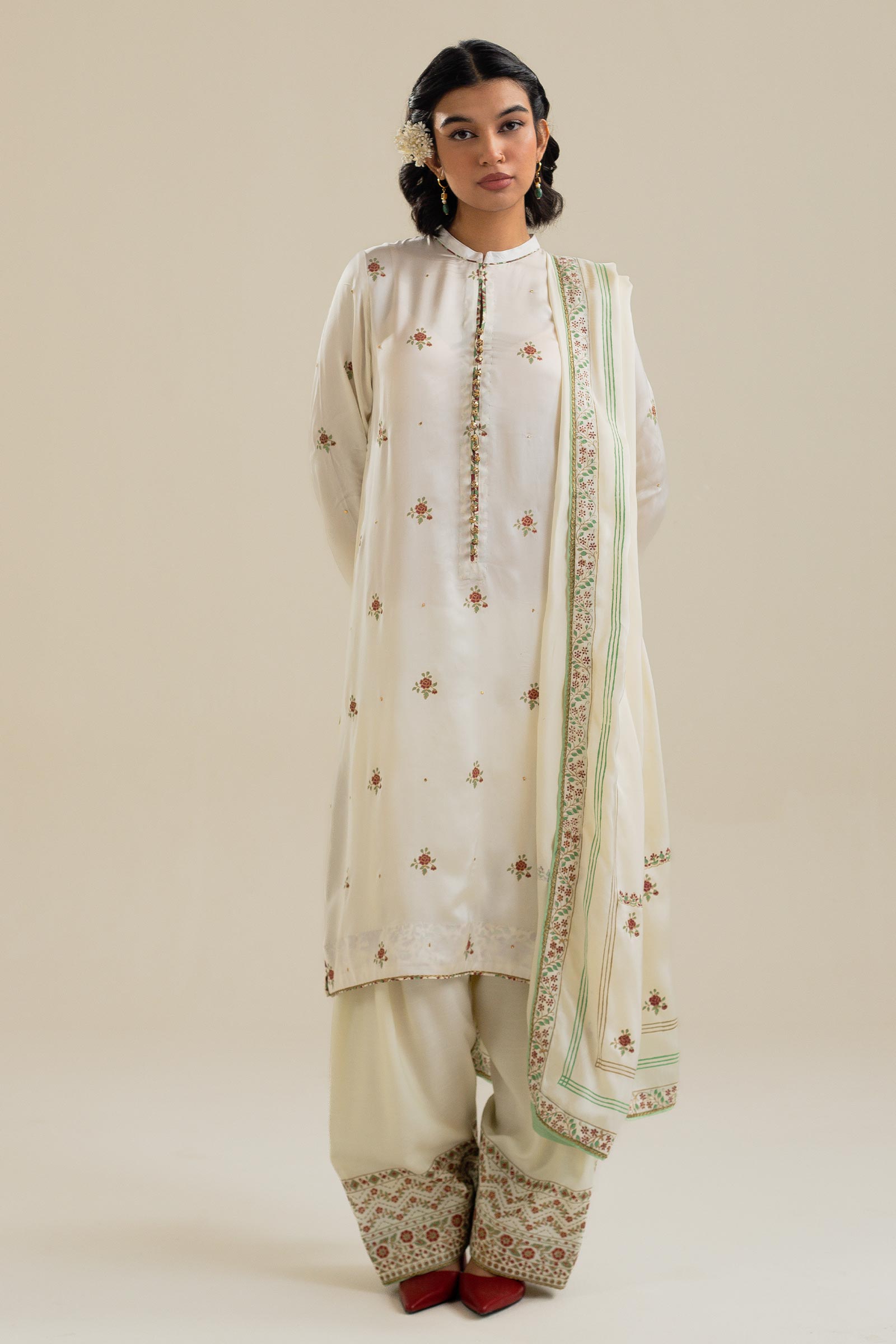 Zara Shahjahan | Handcrafted Suits | ZHC-041 - by - Libasekhas UK - Registered Vendor of : Zara Shahjahan - 100% Original Designer Dresss