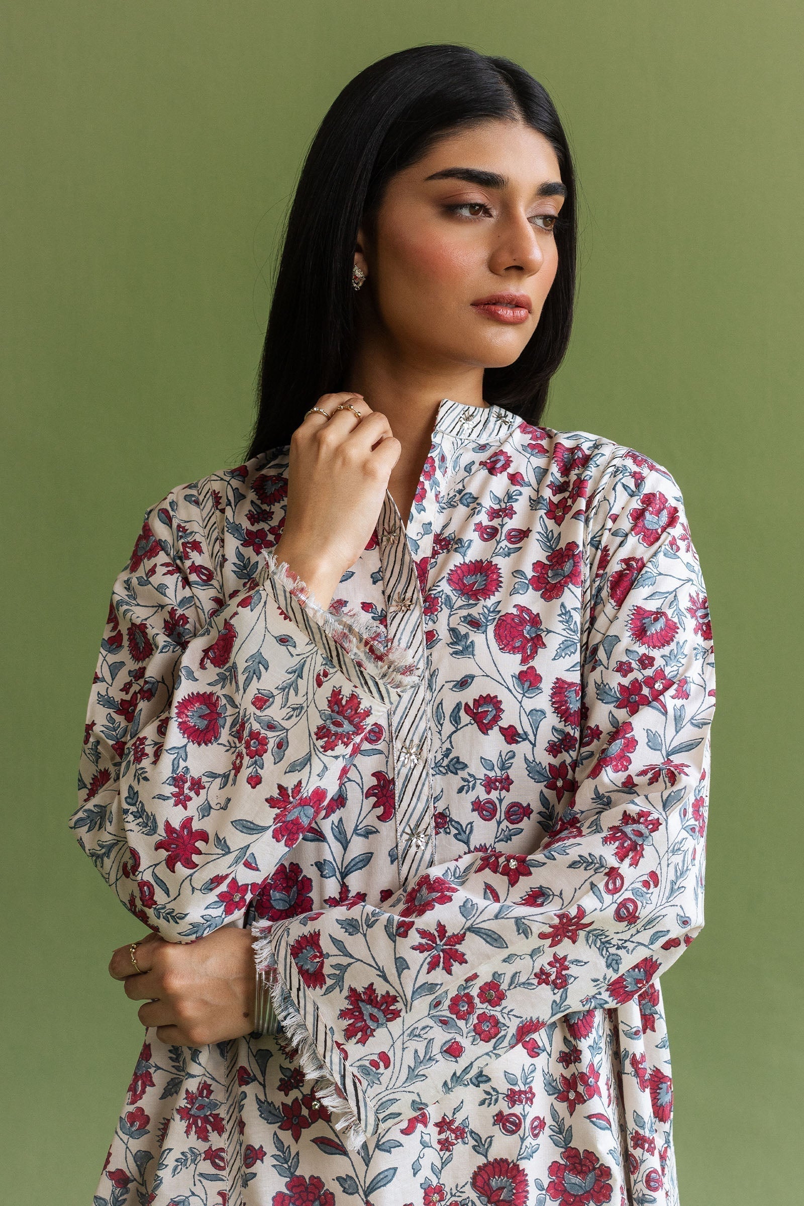 Zara Shahjahan | Handcrafted Suits | ZHC-053 - by - Libasekhas UK - Registered Vendor of : Zara Shahjahan - 100% Original Designer Dresss
