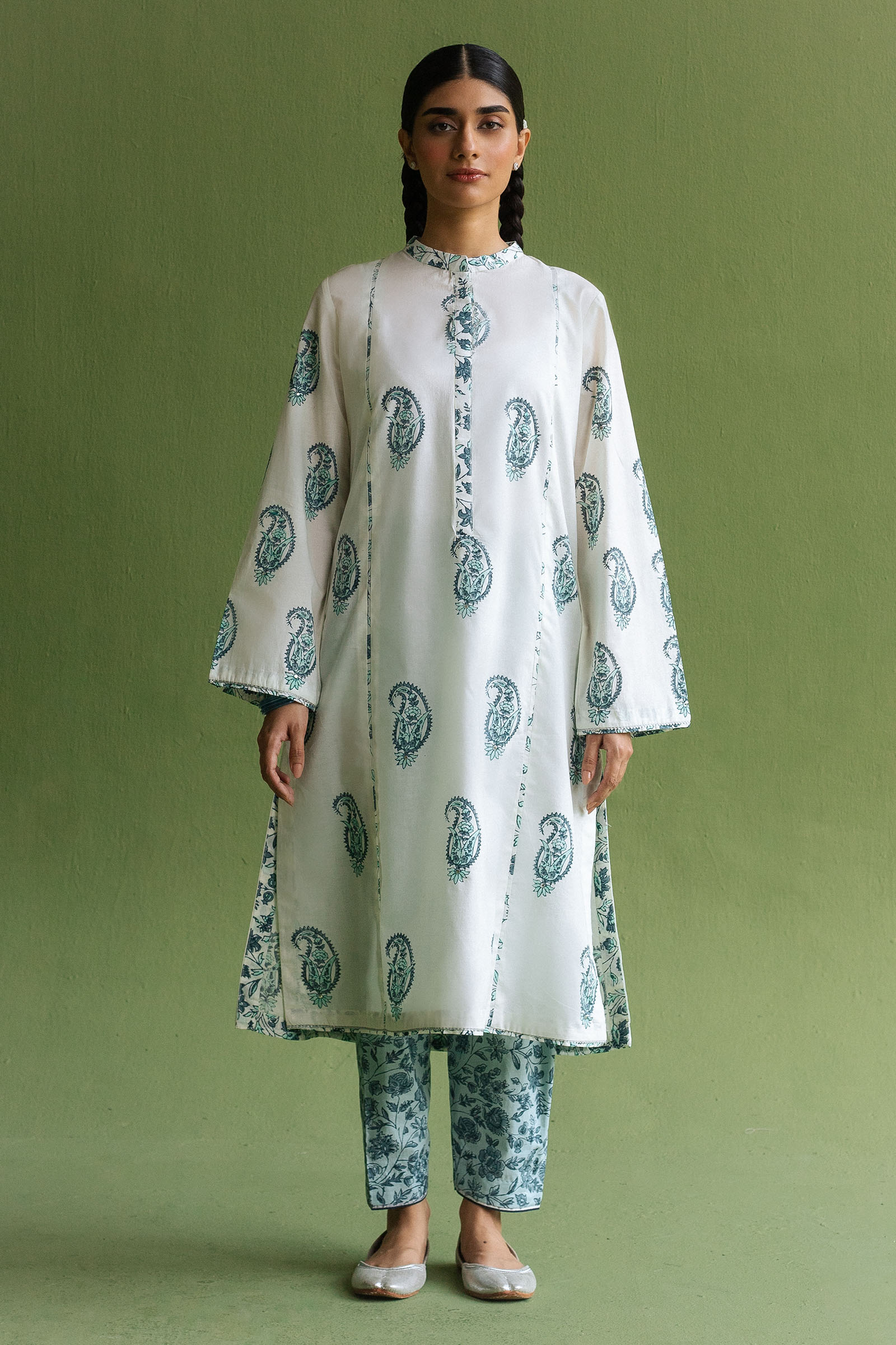 Zara Shahjahan | Handcrafted Suits | ZHC-054 - by - Libasekhas UK - Registered Vendor of : Zara Shahjahan - 100% Original Designer Dresss