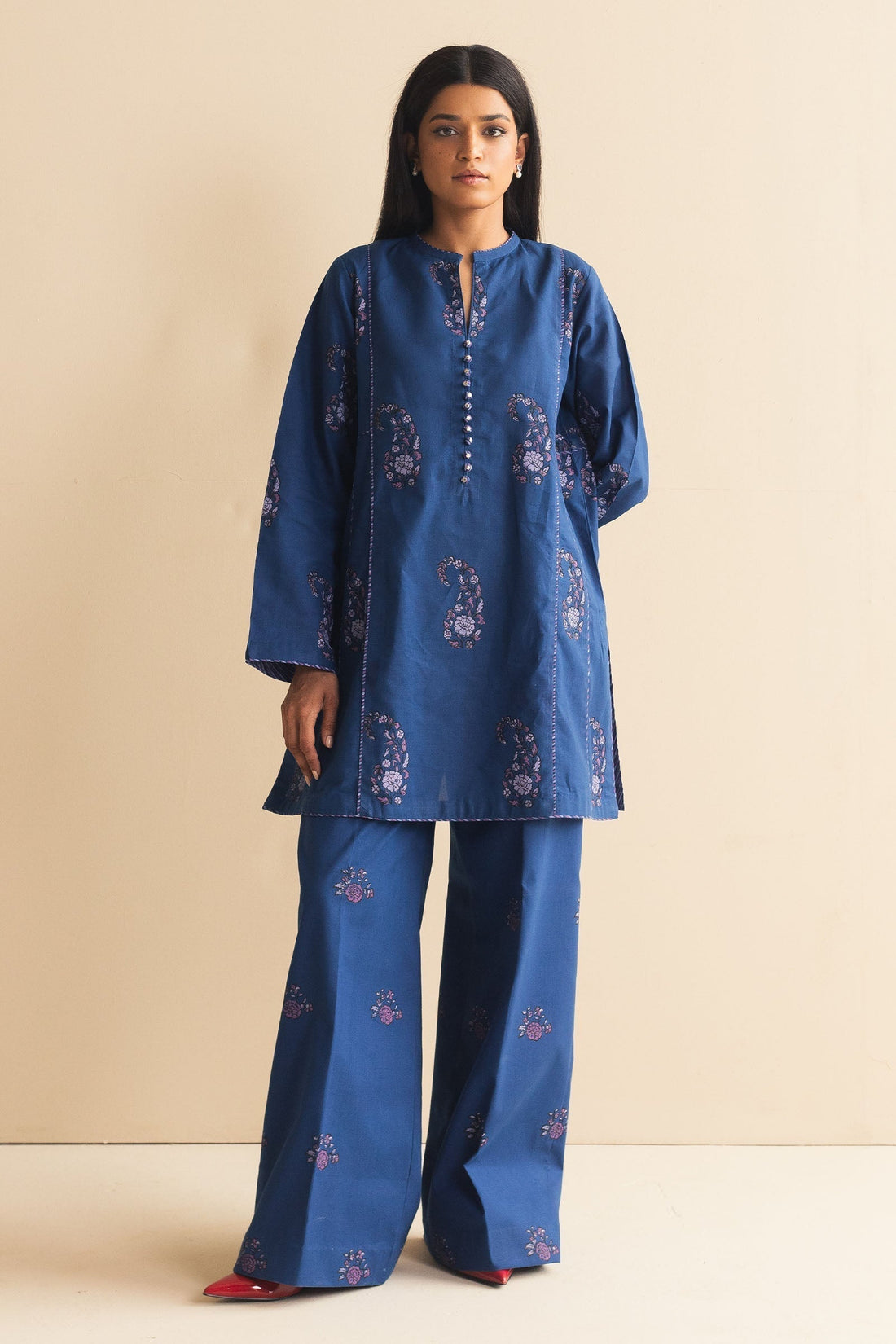 Zara Shahjahan | Handcrafted Suits | ZHC-056 - by - Libasekhas UK - Registered Vendor of : Zara Shahjahan - 100% Original Designer Dresss