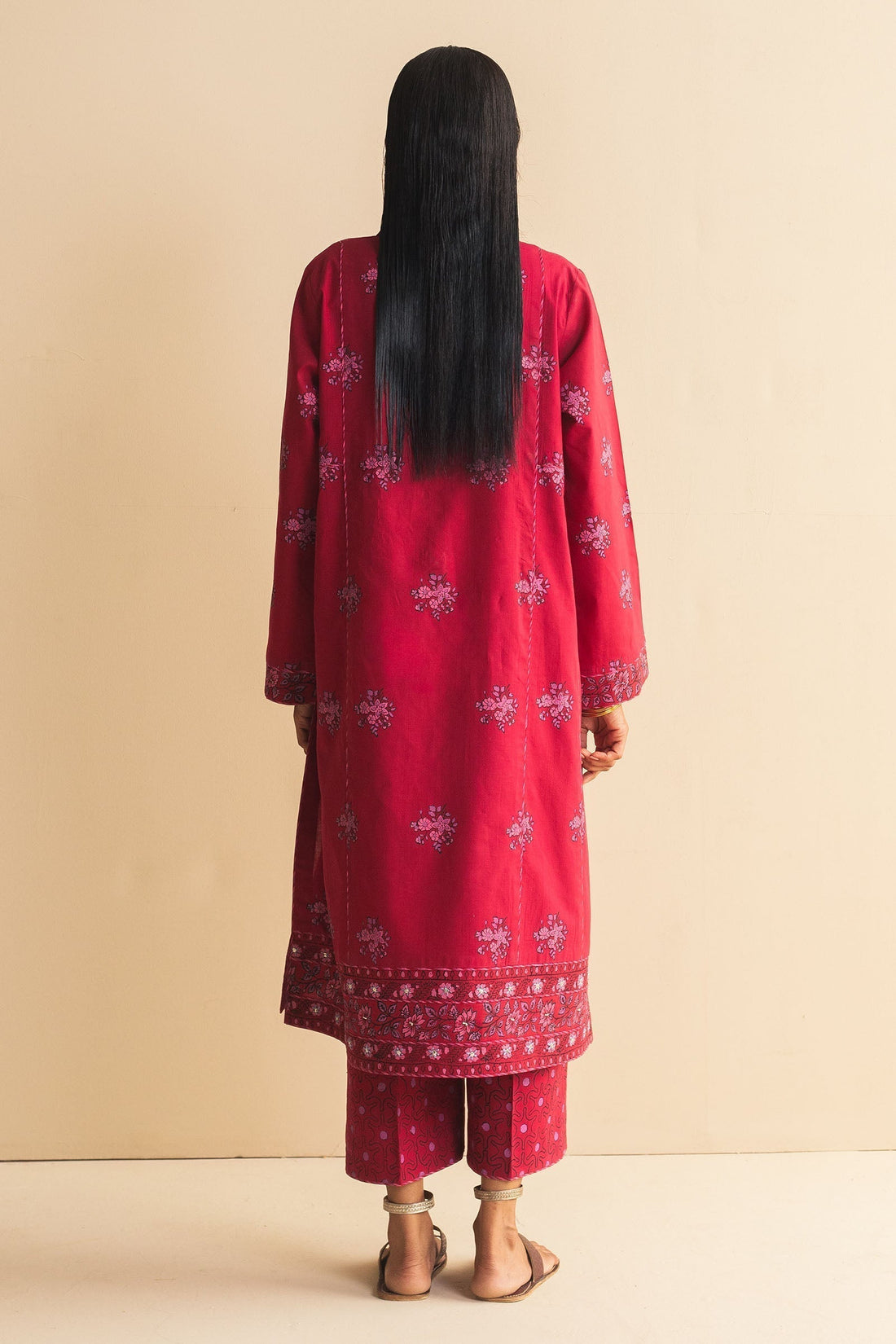 Zara Shahjahan | Handcrafted Suits | ZHC-058 - by - Libasekhas UK - Registered Vendor of : Zara Shahjahan - 100% Original Designer Dresss