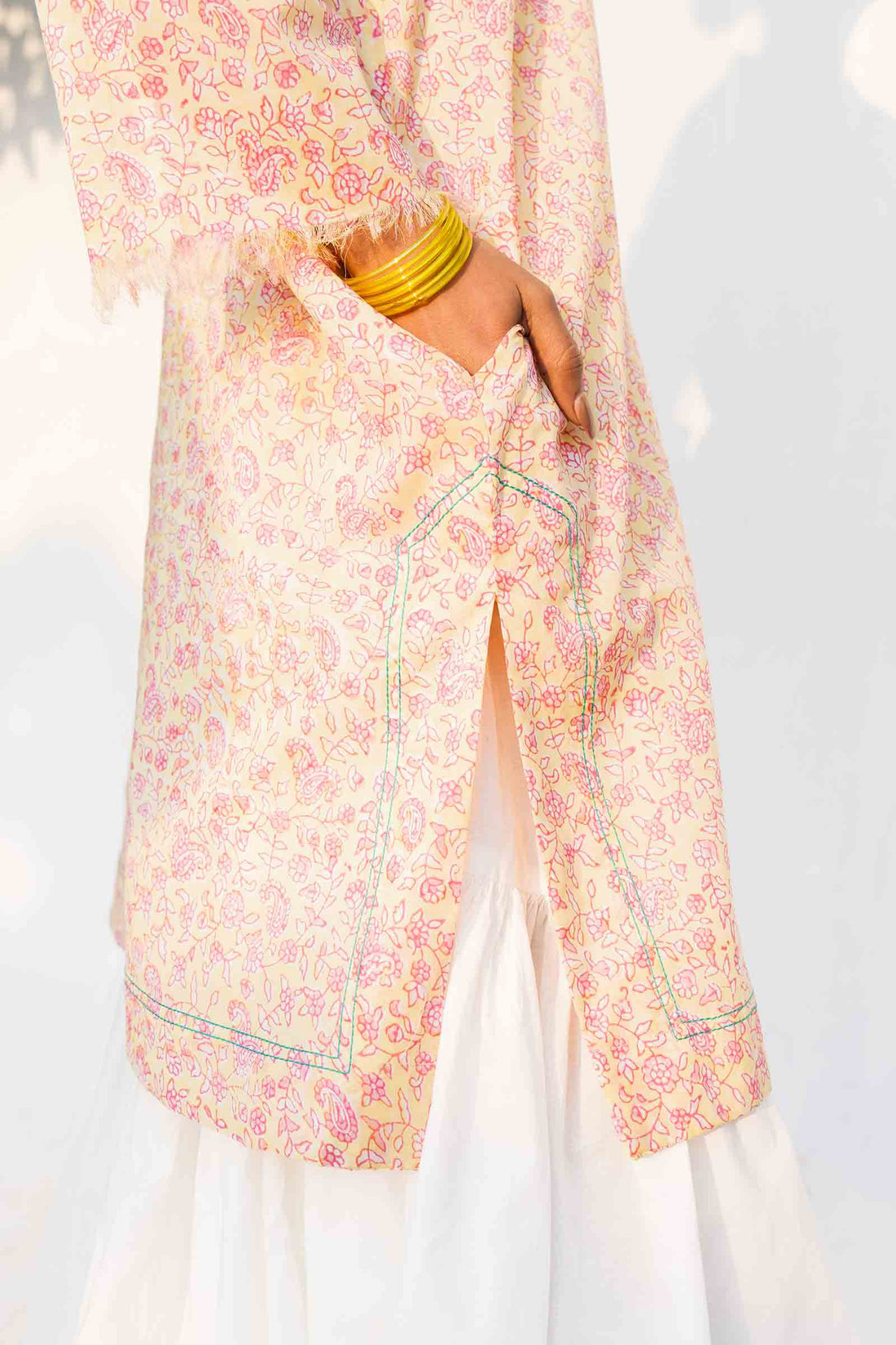Zara Shahjahan | Handcrafted Suits | ZHC-07 - by - Libasekhas UK - Registered Vendor of : Zara Shahjahan - 100% Original Designer Dresss