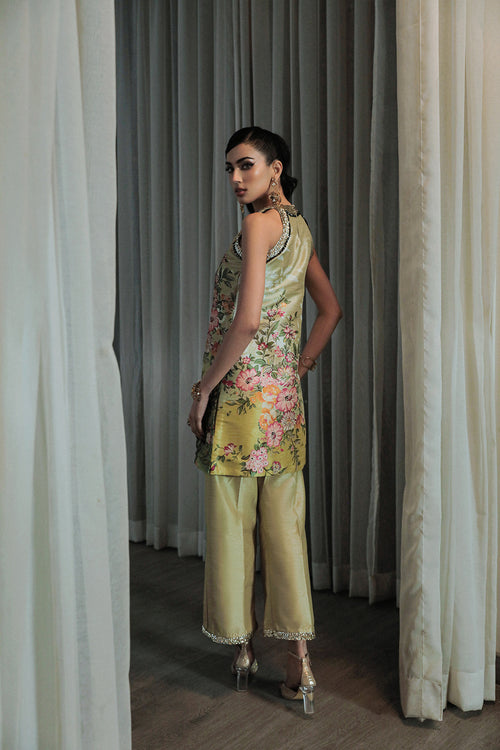 Saira Rizwan | Riona Luxury Formals | Lena - by - Libasekhas UK - Registered Vendor of : Saira Rizwan - 100% Original Designer Dresss