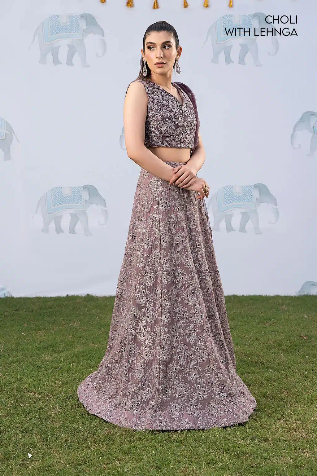 Iznik | Shendi Luxury Formals 23 | ISC-05 KAAFISHA - by - Libasekhas UK - Registered Vendor of : Iznik - 100% Original Designer Dresss