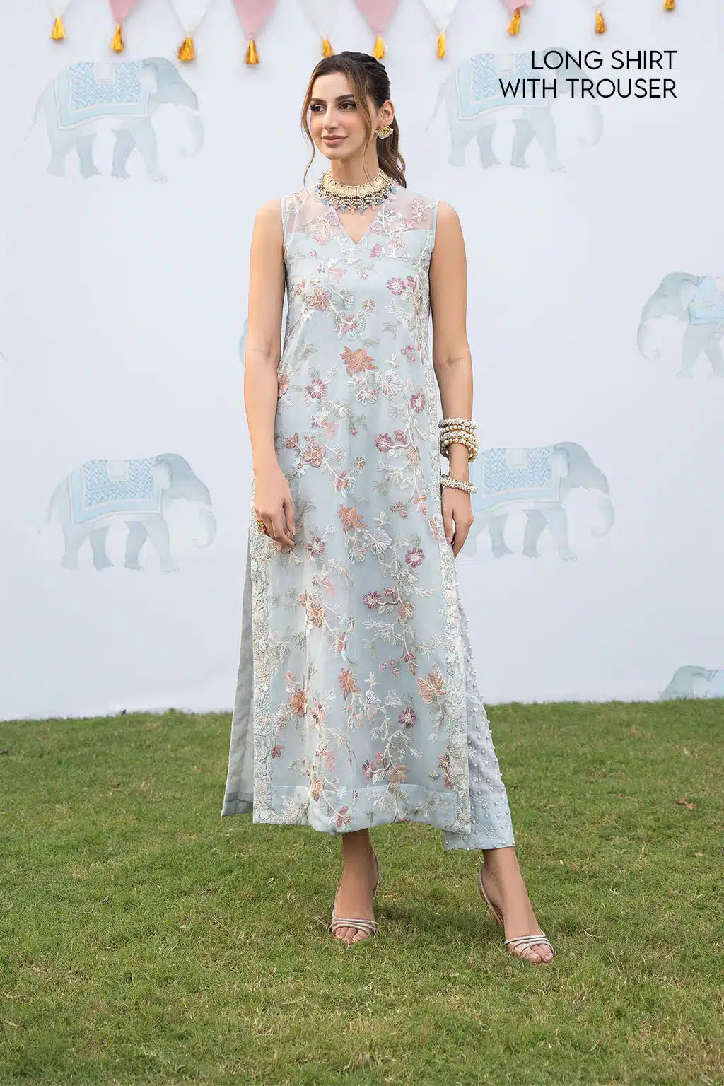 Iznik | Shendi Luxury Formals 23 | ISC-02 FEROZA - by - Libasekhas UK - Registered Vendor of : Iznik - 100% Original Designer Dresss