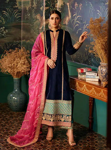 Zainab Chottani | Luxury Velvet Collection 23 | Amira - Libasekhas