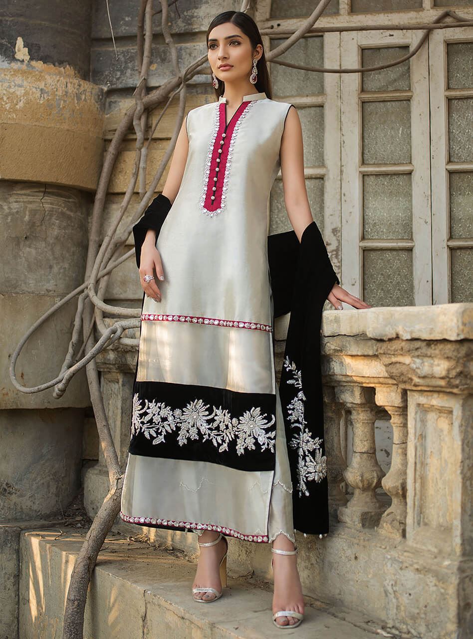 Zainab Chottani | Semi Formals | PACIFIC PEARL - by - Libasekhas UK - Registered Vendor of : Zainab Chottani - 100% Original Designer Dresss