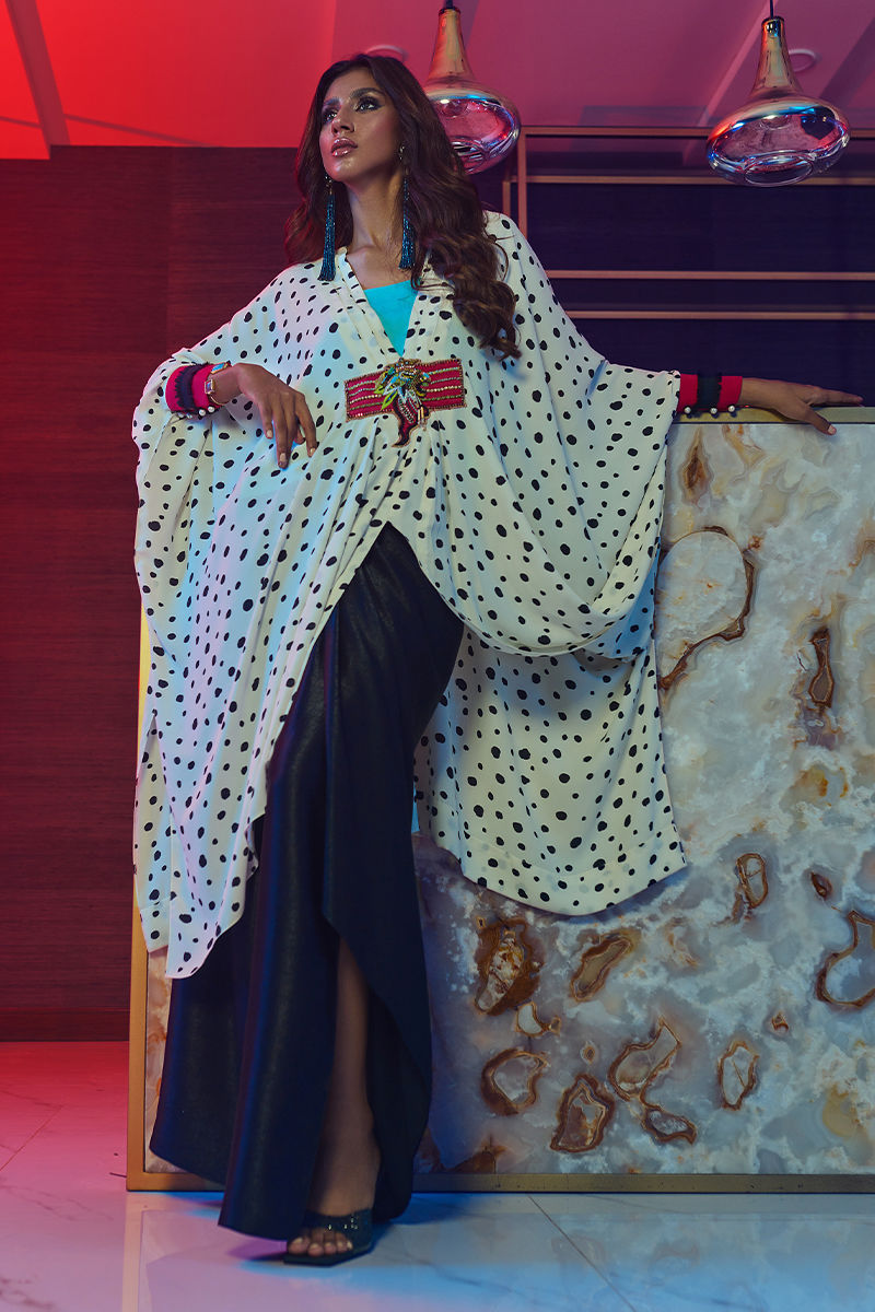Wardha Saleem | Luxury Pret Fusion Wear | HOT SPOTâ 3PC FORMAL DRAPE - by - Libasekhas UK - Registered Vendor of : Wardha Saleem - 100% Original Designer Dresss