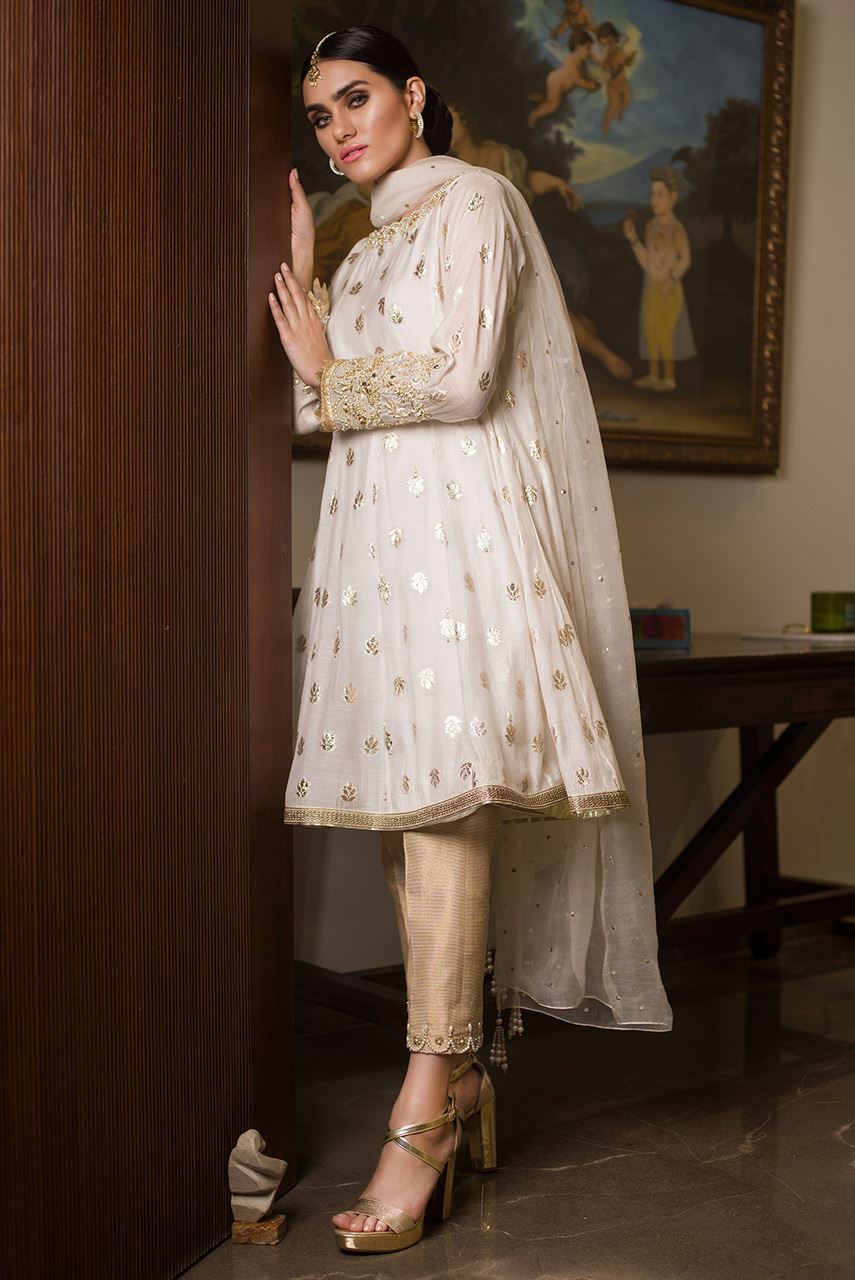 Deepak Perwani | Nazia Eid Edit 26 | Regal white (KTD3154) - by Libasekhas UK - Registered Vendor of : Deepak Perwani - 100% Original Designer Dress