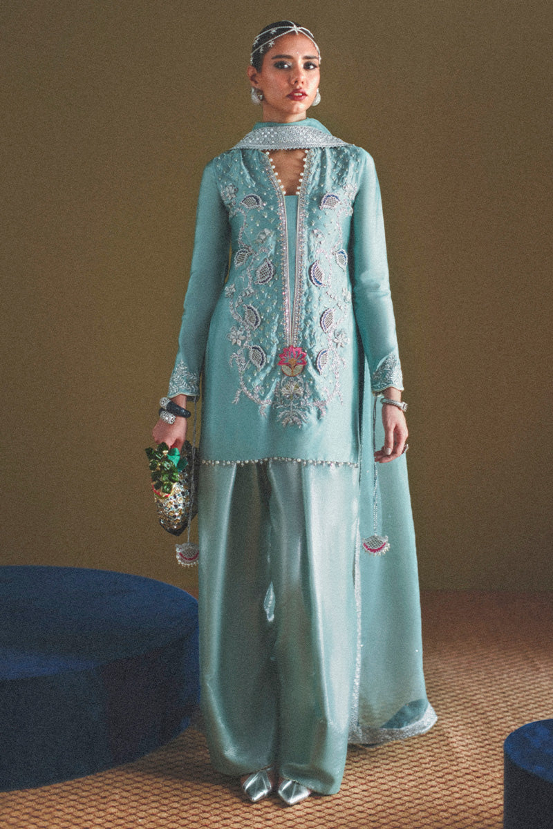 Haute Form I Dastaan Luxury Formals I Dilruba - by Libasekhas UK - Registered Vendor of : Haute Form - 100% Original Designer Dress