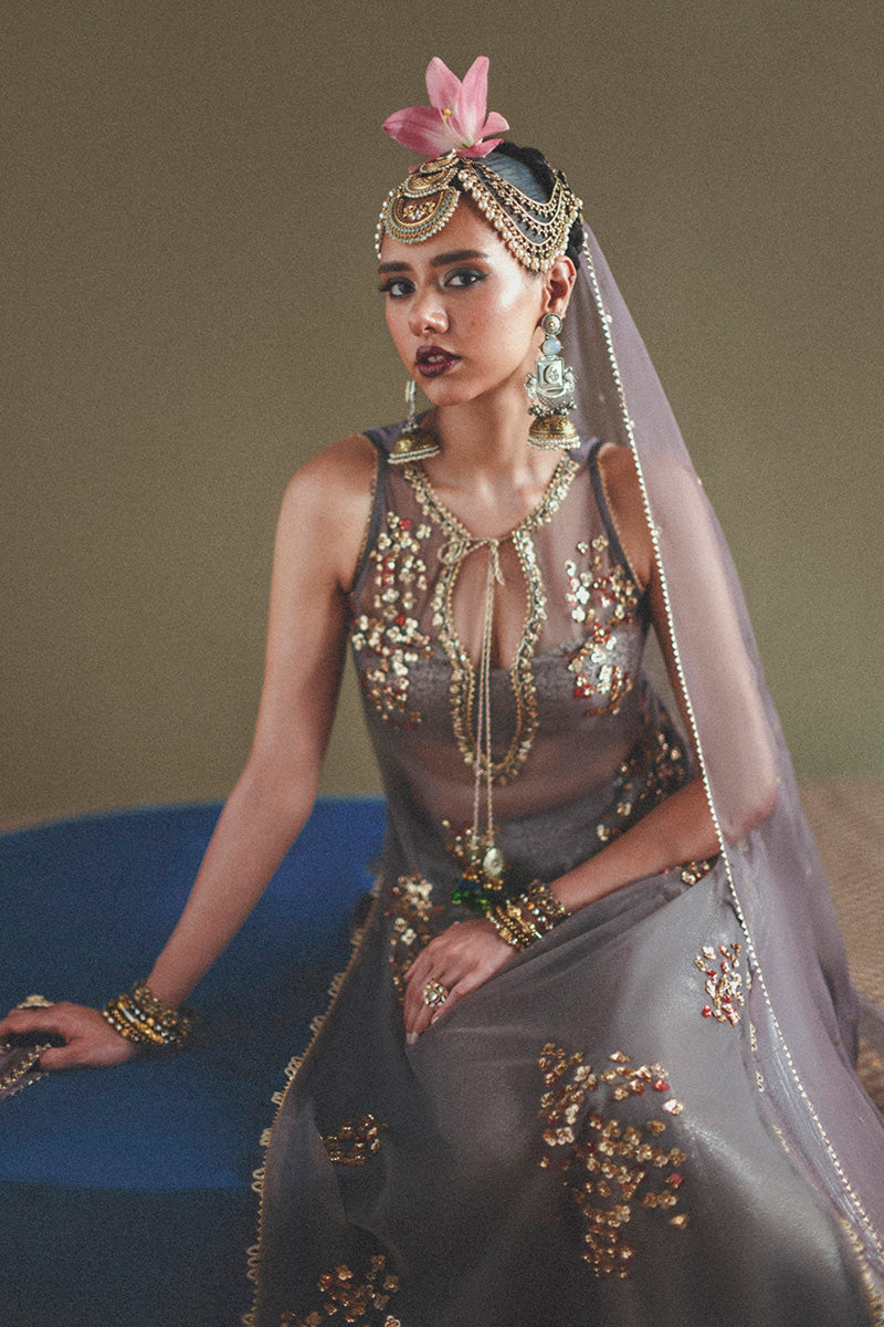 Haute Form I Dastaan Luxury Formals I Chamkeeli - by Libasekhas UK - Registered Vendor of : Haute Form - 100% Original Designer Dress