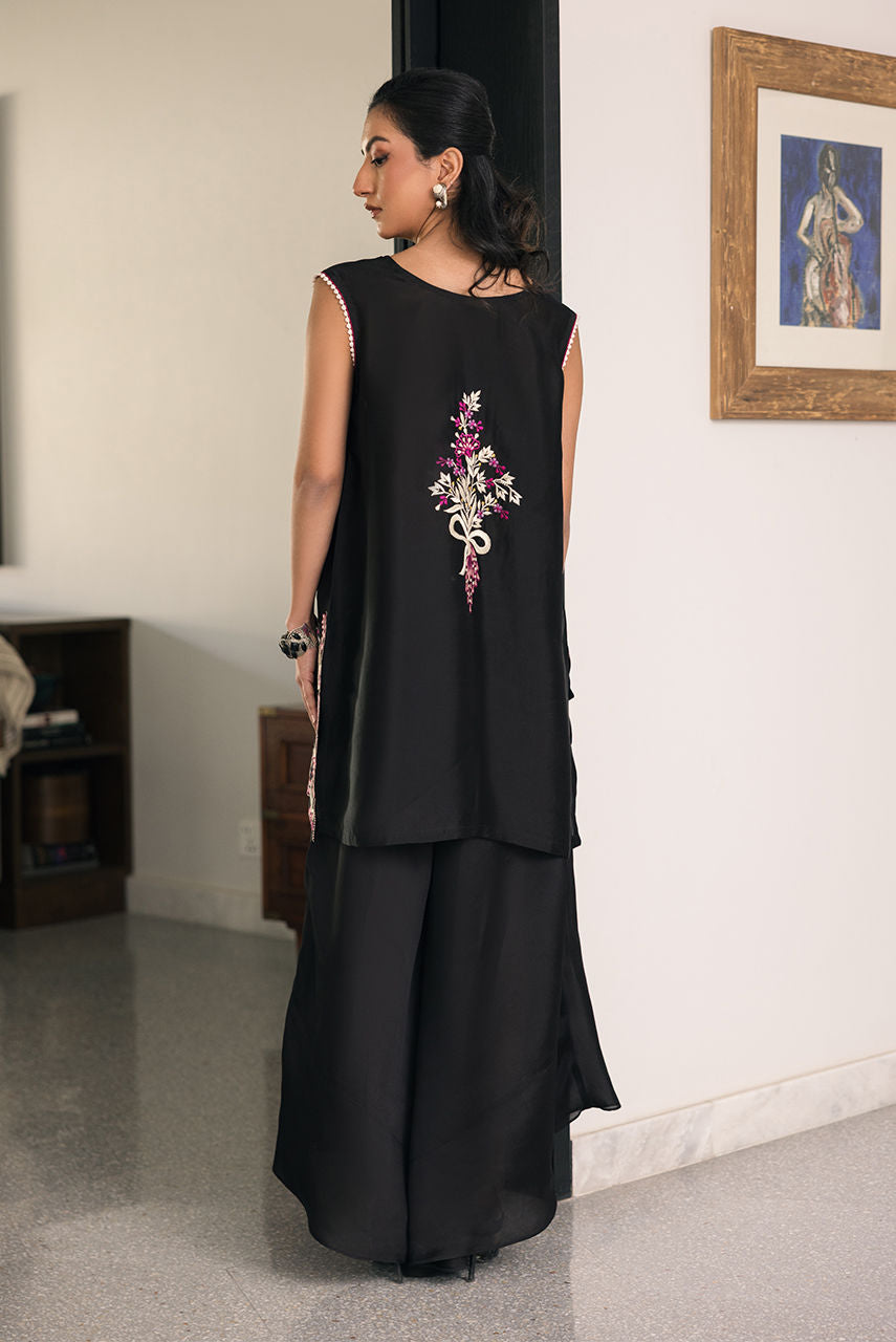 Deepak Perwani | Eid Edit 25 | Kut330 - by - Libasekhas UK - Registered Vendor of : Deepak Perwani - 100% Original Designer Dresss