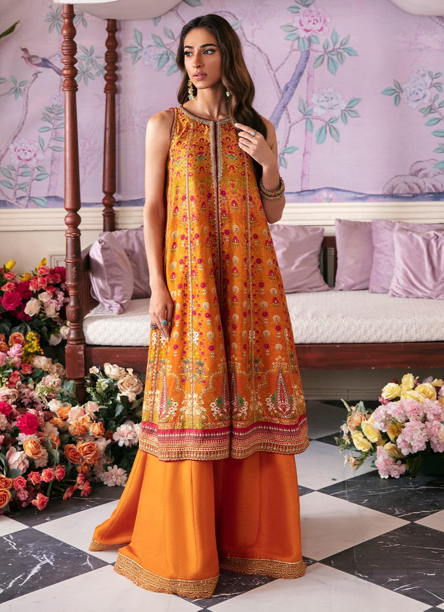Farah Talib Aziz | Mayna Festive Luxe | URFA - Libasekhas