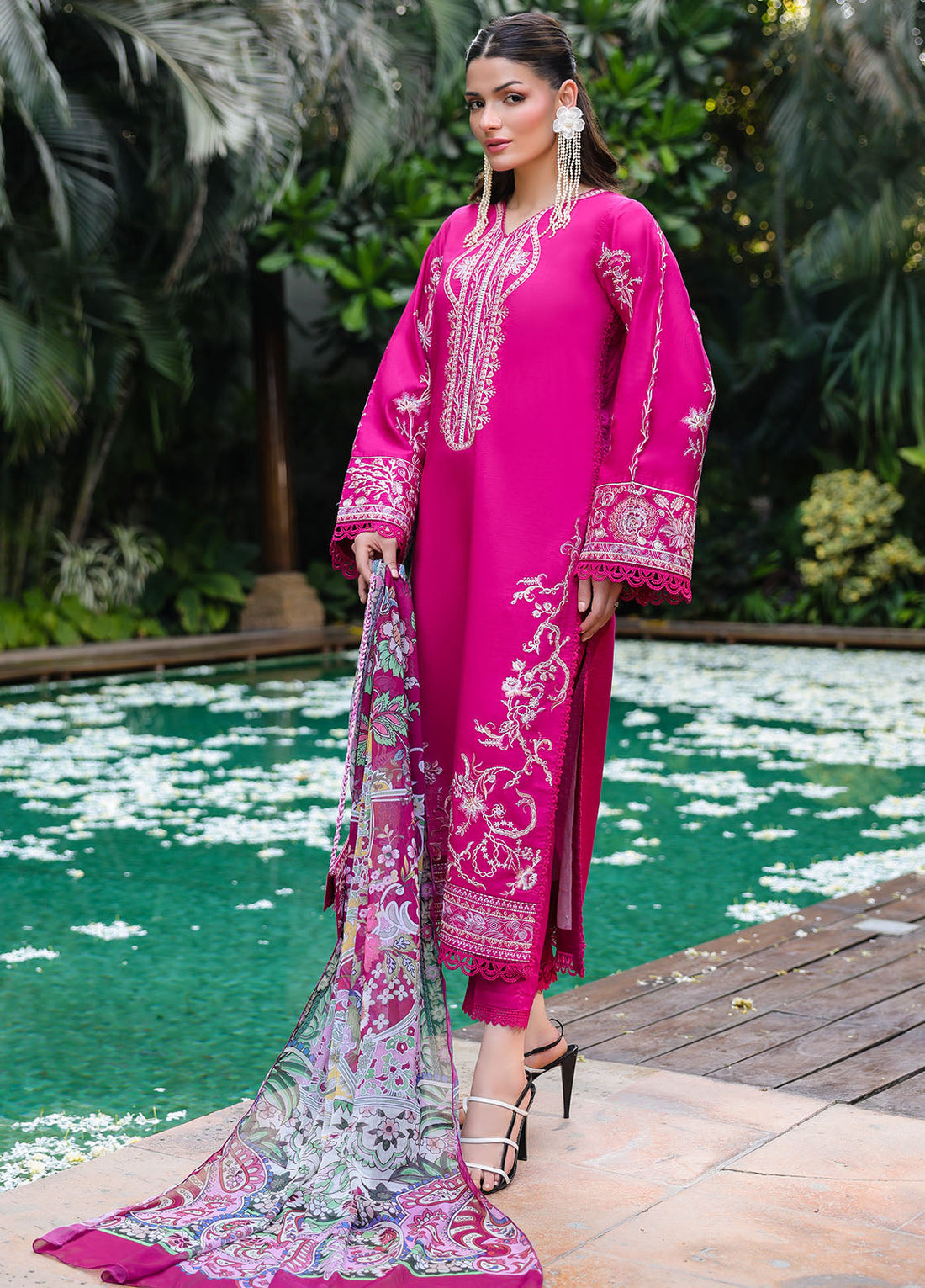 Sahane | Lovent Embroidered Pret 25 | ME23007 Seraph - by - Libasekhas UK - Registered Vendor of : Sahane - 100% Original Designer Dresss