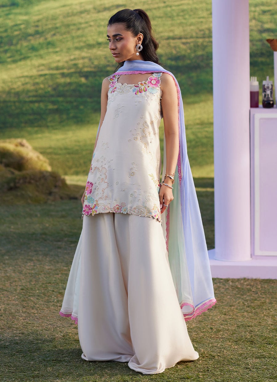 Farah Talib Aziz | Luna Eid 26 | Aira Shirt And Dupatta - by Libasekhas UK - Registered Vendor of : Farah Talib Aziz - 100% Original Designer Dress