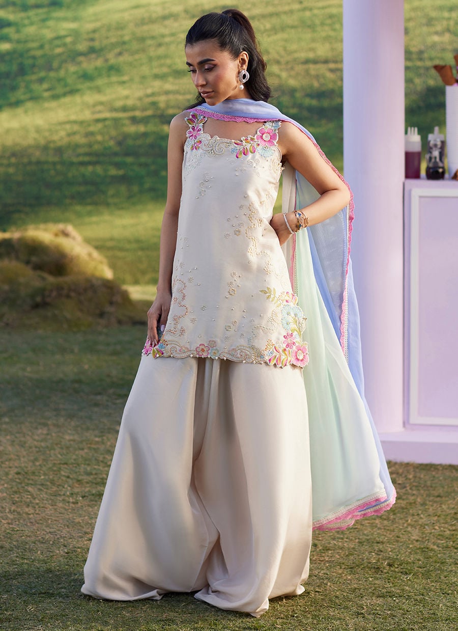 Farah Talib Aziz | Luna Eid 26 | Aira Shirt And Dupatta - by Libasekhas UK - Registered Vendor of : Farah Talib Aziz - 100% Original Designer Dress