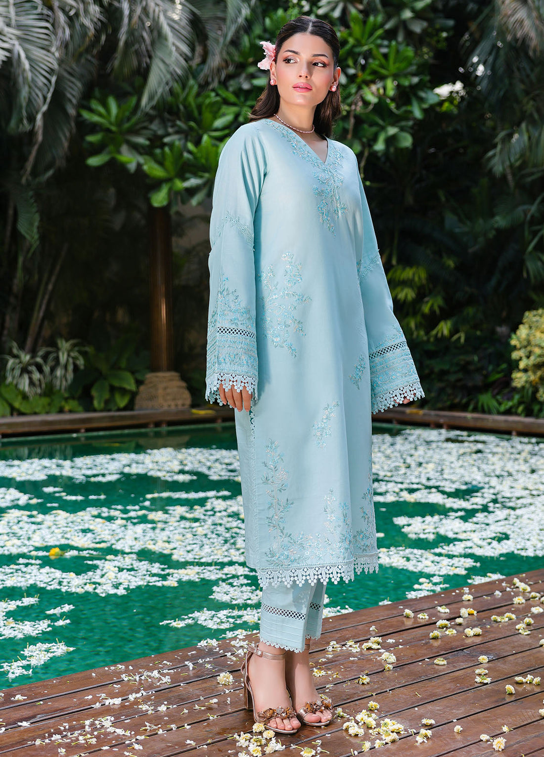 Sahane | Lovent Embroidered Pret 25 | ME23004 Celeste - by - Libasekhas UK - Registered Vendor of : Sahane - 100% Original Designer Dresss