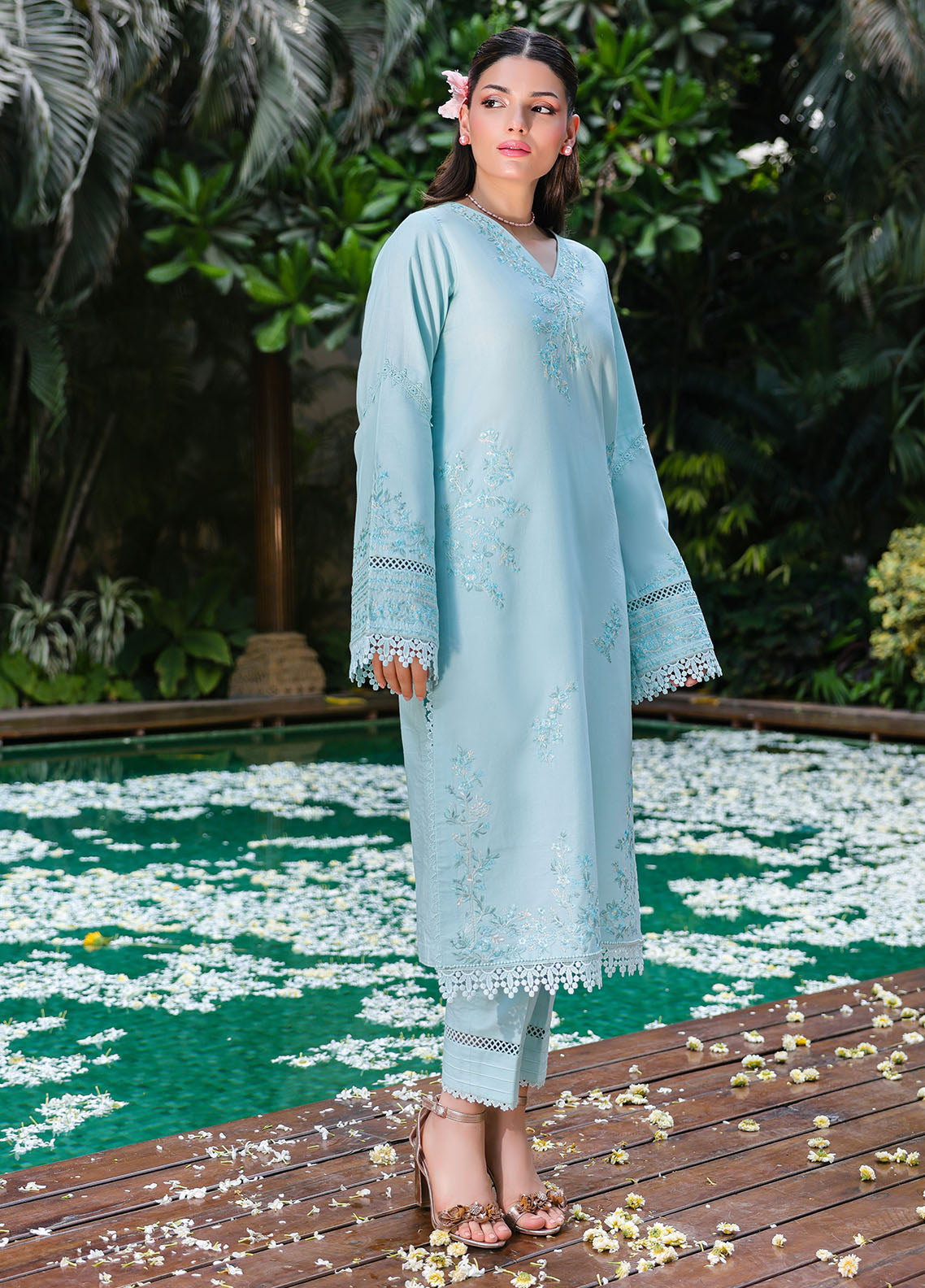 Sahane | Lovent Embroidered Pret 25 | ME23004 Celeste - by - Libasekhas UK - Registered Vendor of : Sahane - 100% Original Designer Dresss