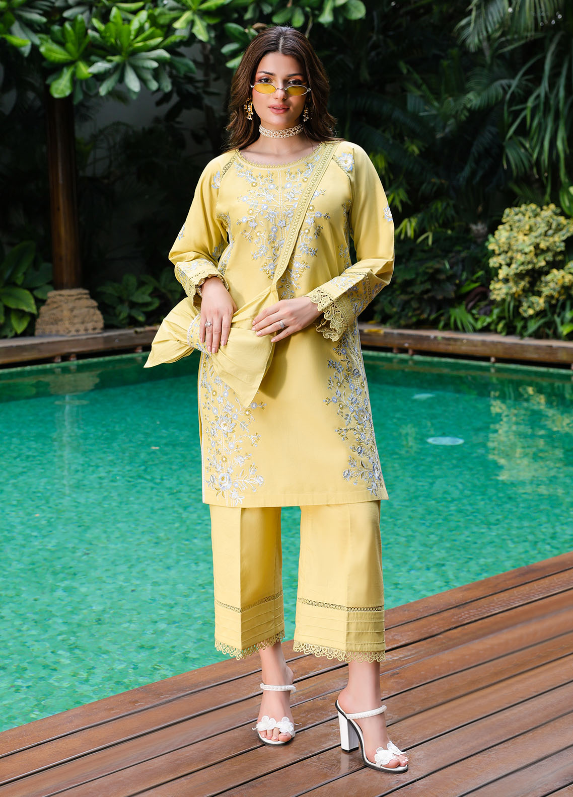 Sahane | Lovent Embroidered Pret 25 | ME23006 Corina - by - Libasekhas UK - Registered Vendor of : Sahane - 100% Original Designer Dresss
