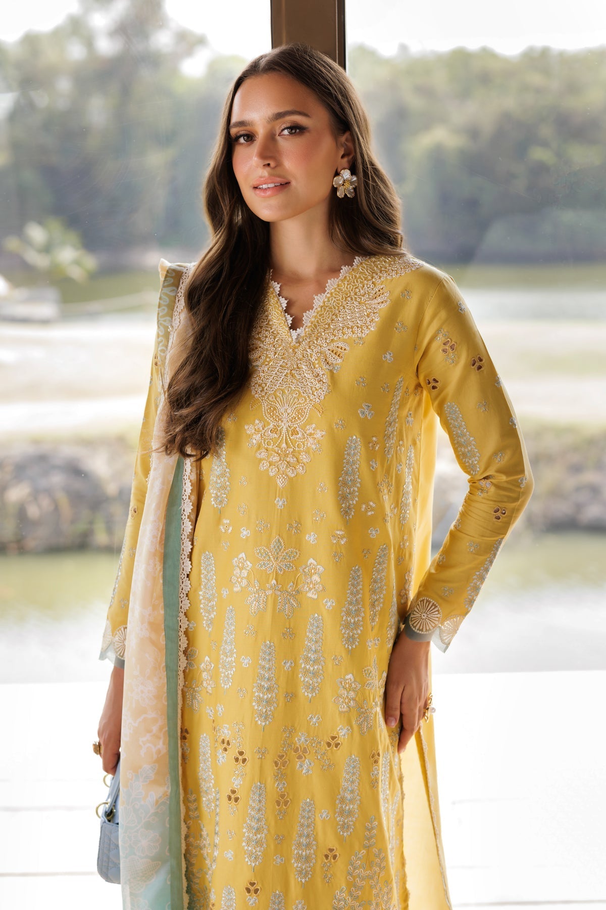 Xenia Formals | Luxury Lawn 25 | SINSEAD - by - Libasekhas UK - Registered Vendor of : Xenia Formals - 100% Original Designer Dresss