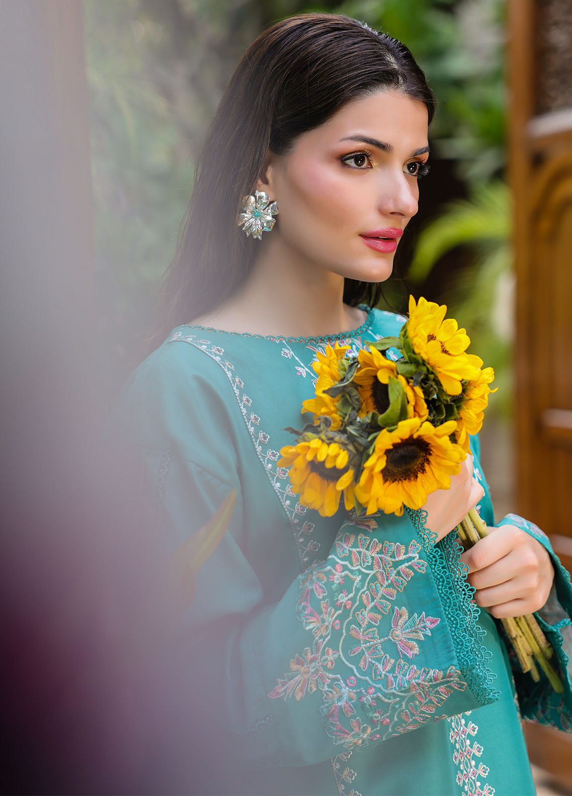 Sahane | Lovent Embroidered Pret 25 | ME23009 Verdelia - by - Libasekhas UK - Registered Vendor of : Sahane - 100% Original Designer Dresss