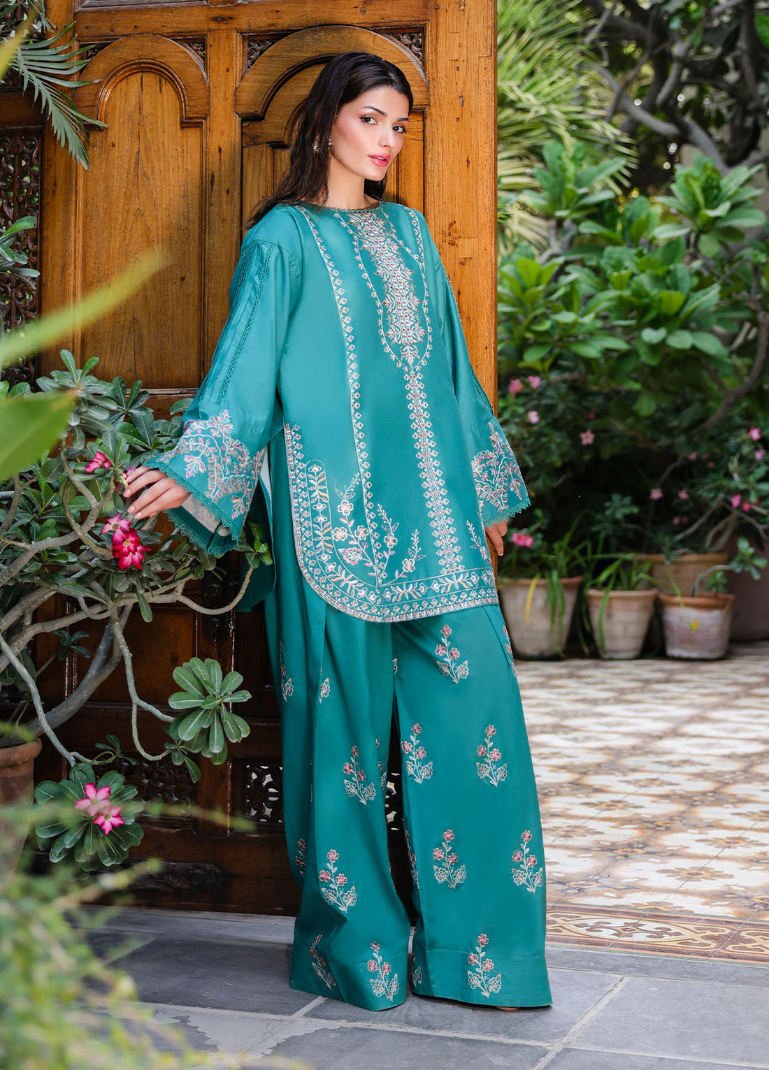 Sahane | Lovent Embroidered Pret 25 | ME23009 Verdelia - by - Libasekhas UK - Registered Vendor of : Sahane - 100% Original Designer Dresss